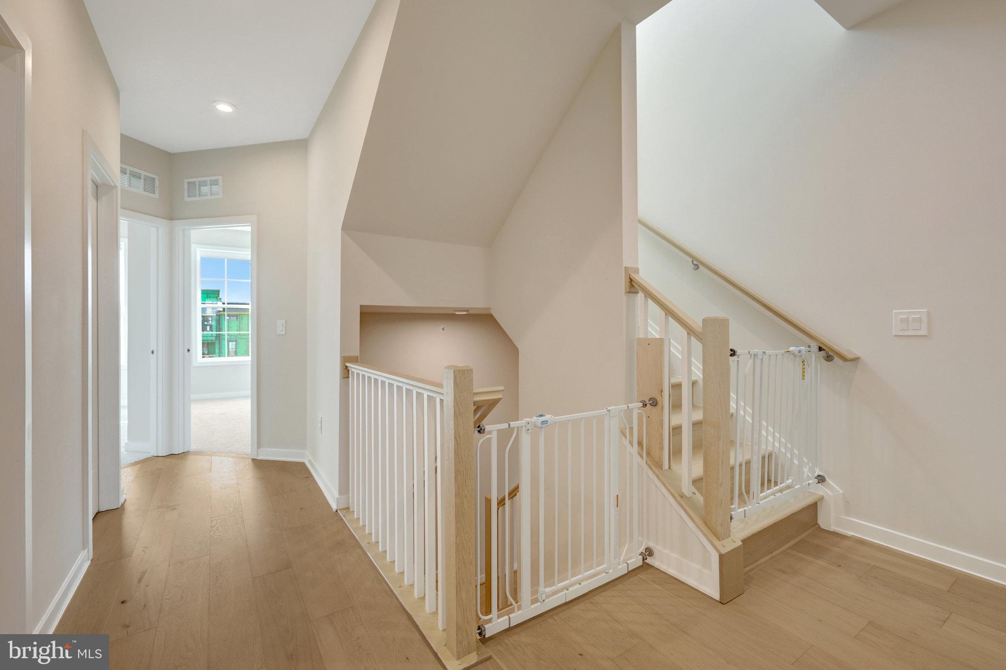 METRO WALK AT MOOREFIELD STATION - Residential