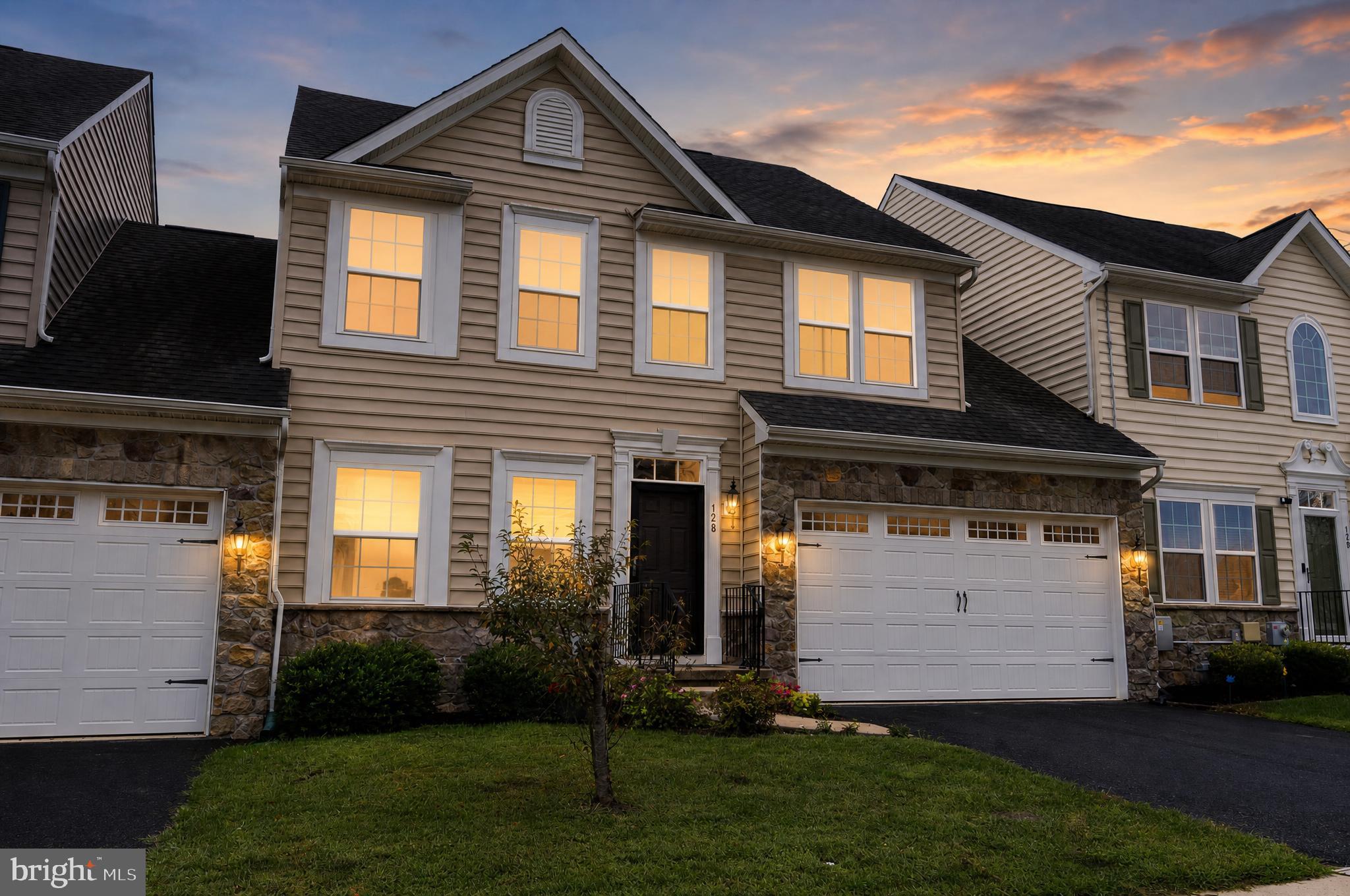 128 E GENERAL GREY COURT