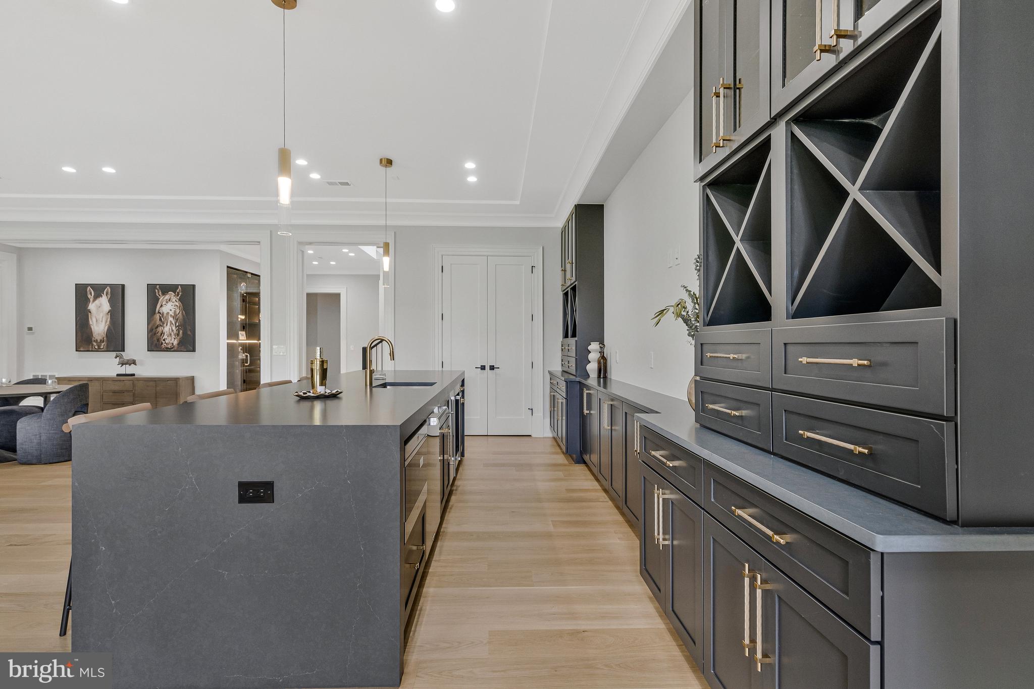 DUNN LORING WOODS - Residential