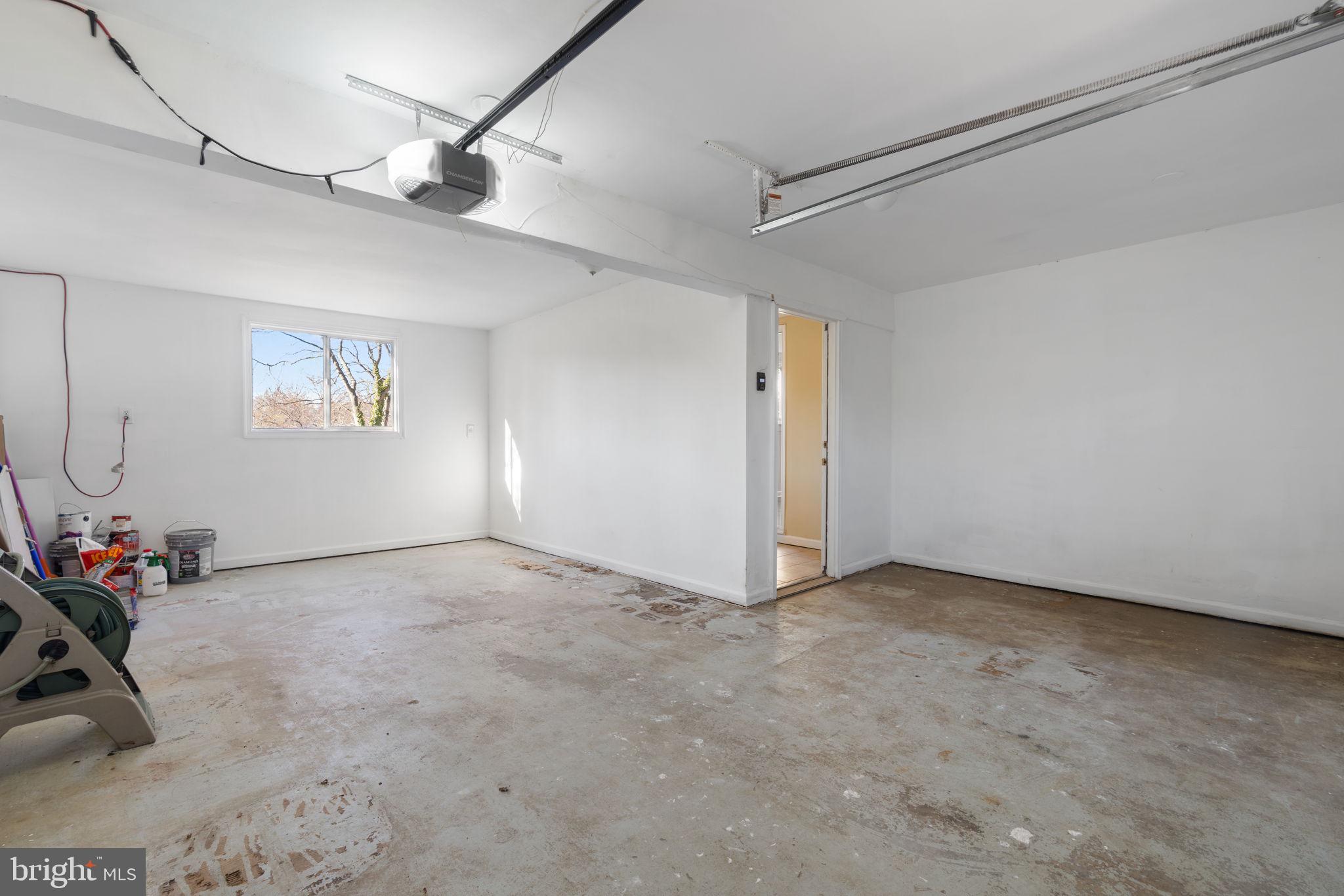 RIDGE VIEW ESTATES - Residential