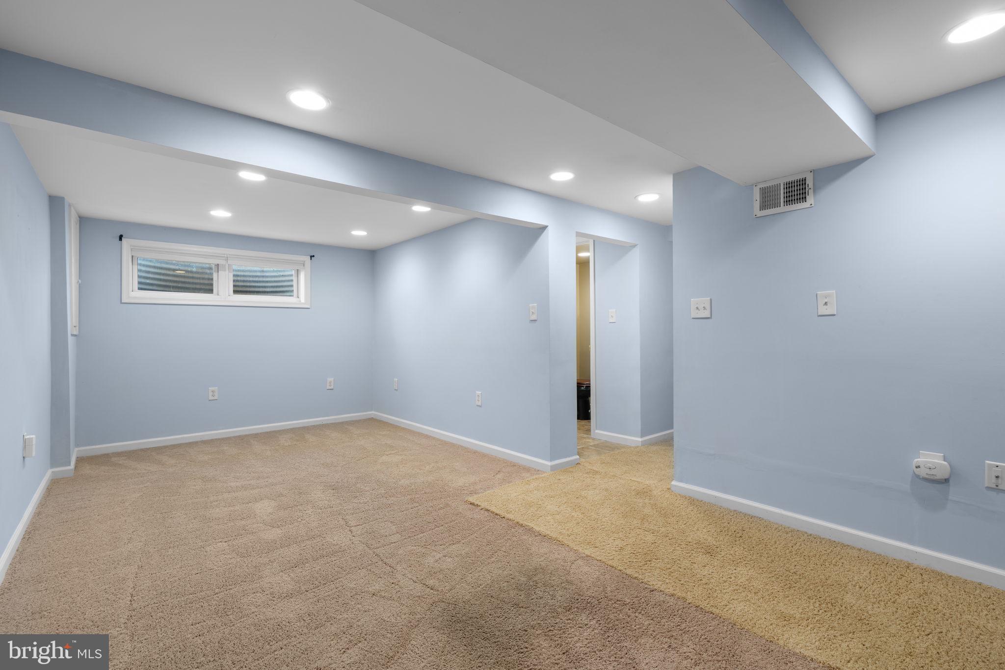 RIDGE VIEW ESTATES - Residential