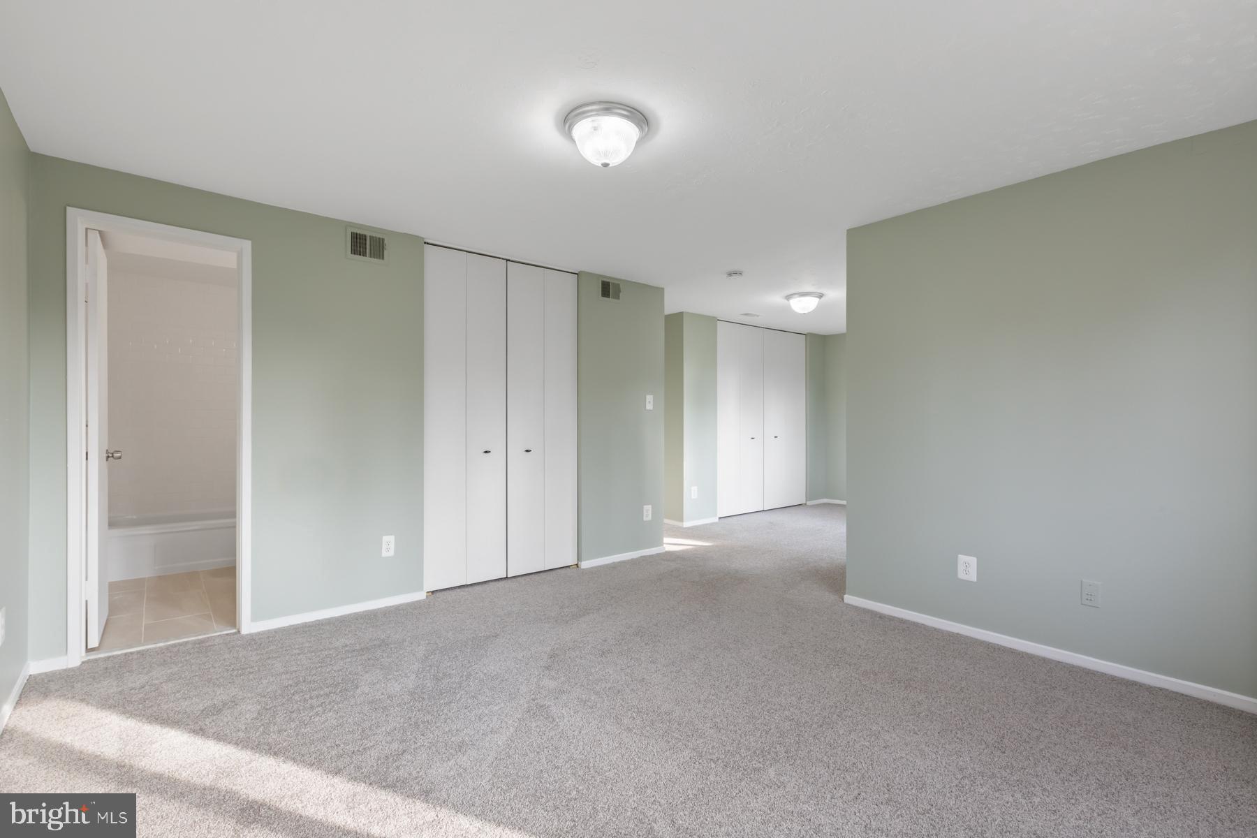 STEDWICK TOWNHOUSES - Residential