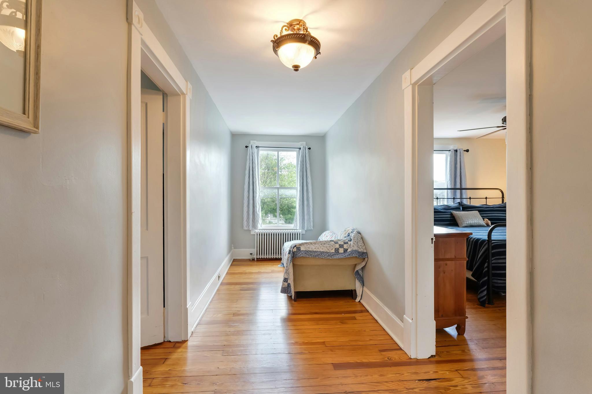 ROUND HILL - Residential