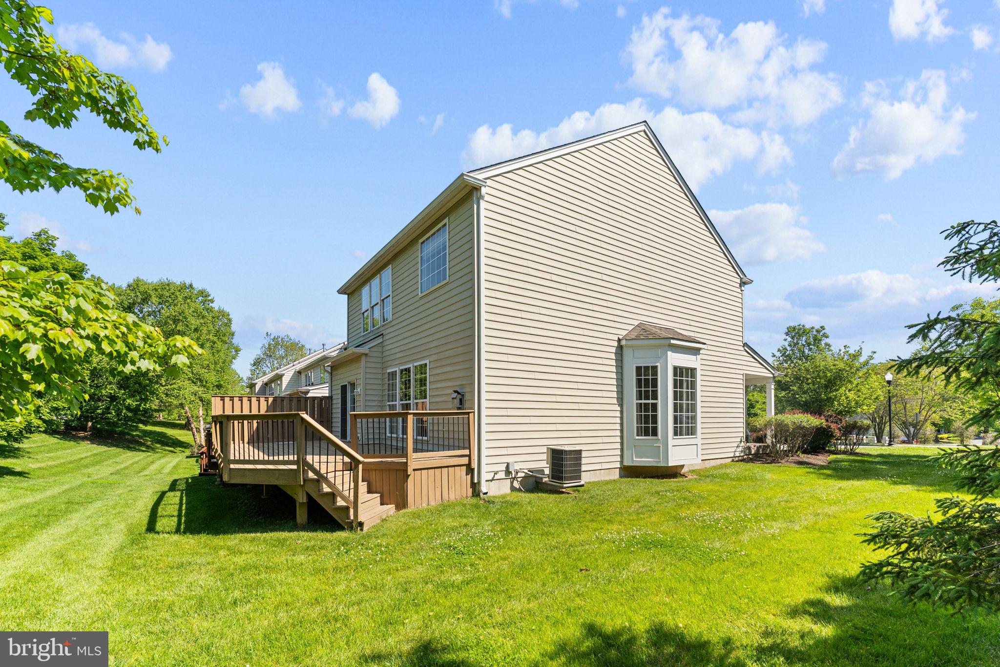 1 REDTAIL COURT 102