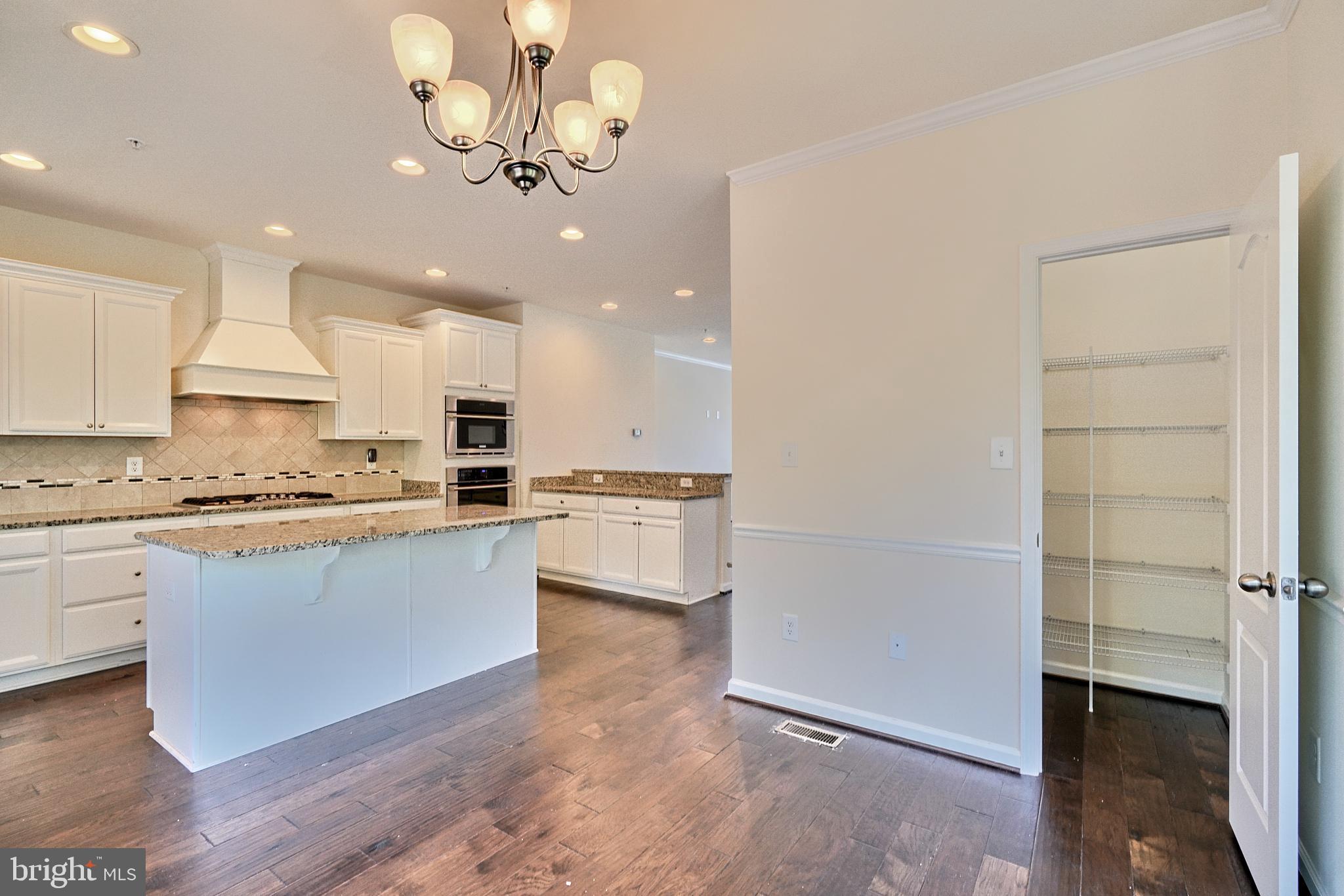 BLUE STREAM - Residential Lease