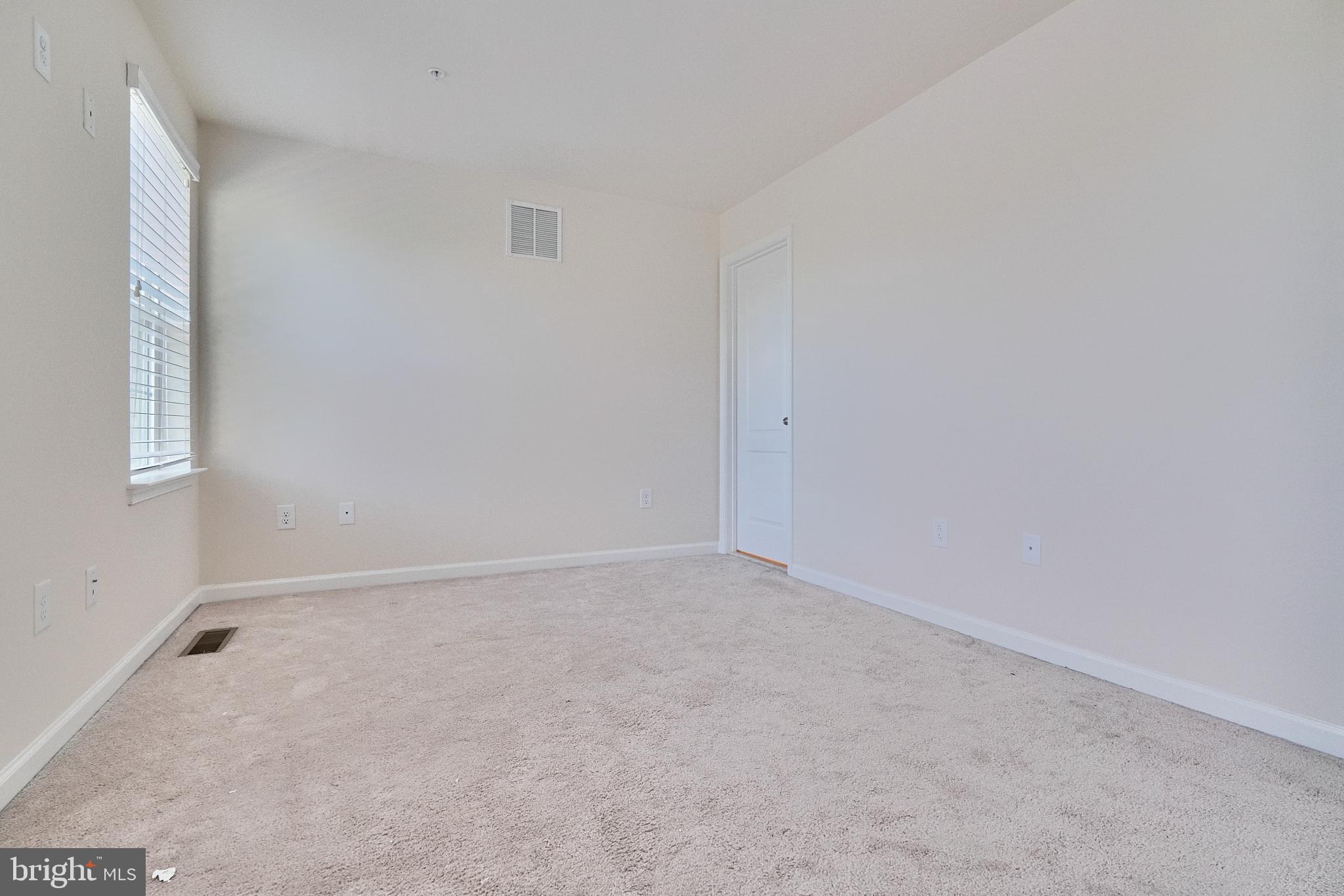 BLUE STREAM - Residential Lease