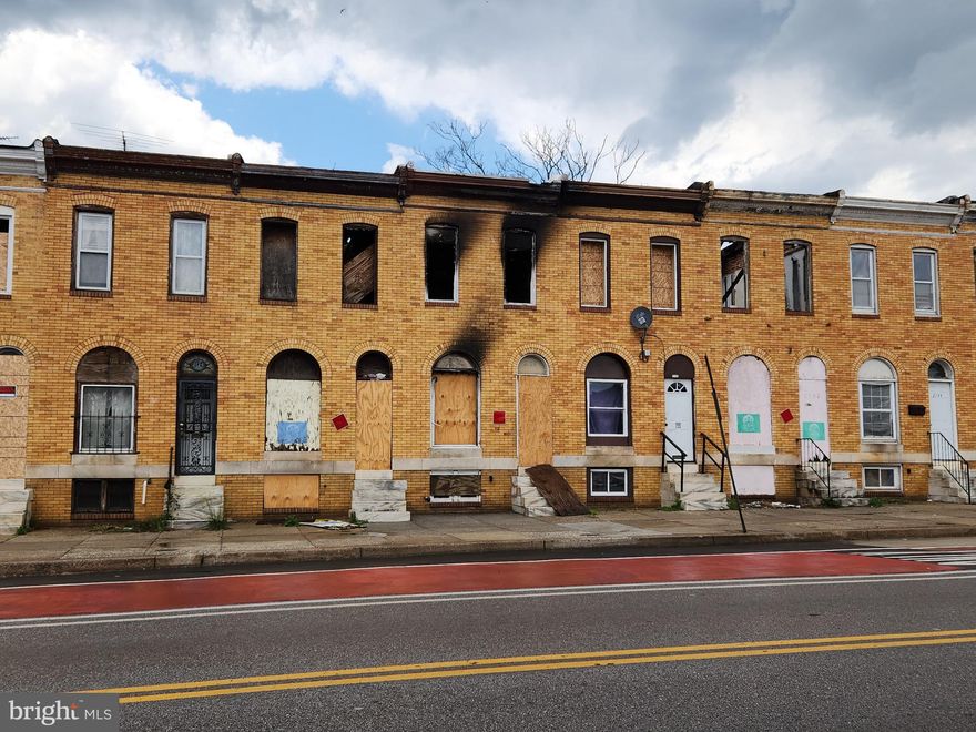 ONLINE AUCTION: Bidding begins 6/16/2025 @ 10:00 AM. Bidding ends 6/18/2025 @ 12:00 PM. List Price is Suggested Opening Bid. Deposit: $5,000. 2 Story Townhouse located in the South Clifton Park area. JUST MINUTES to Clifton Park Golf Course. Easy access to major traffic artery Belair Rd. Property is vacant, fire damaged, and in need of total renovations.