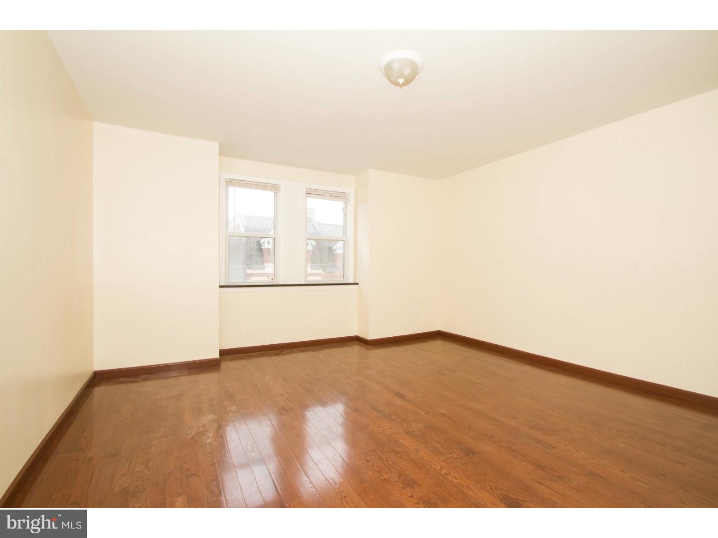 UNIVERSITY CITY - Residential Lease