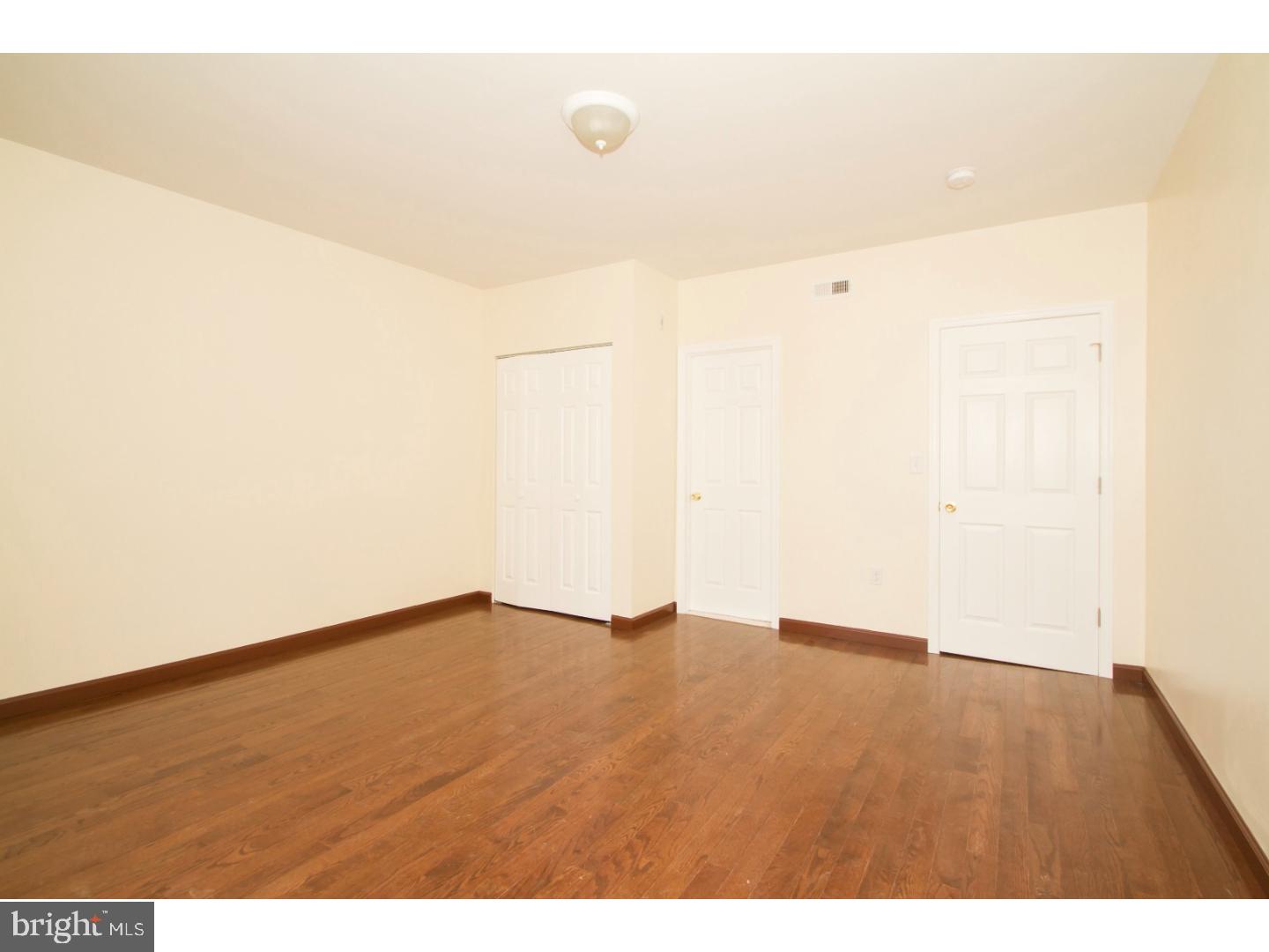 UNIVERSITY CITY - Residential Lease