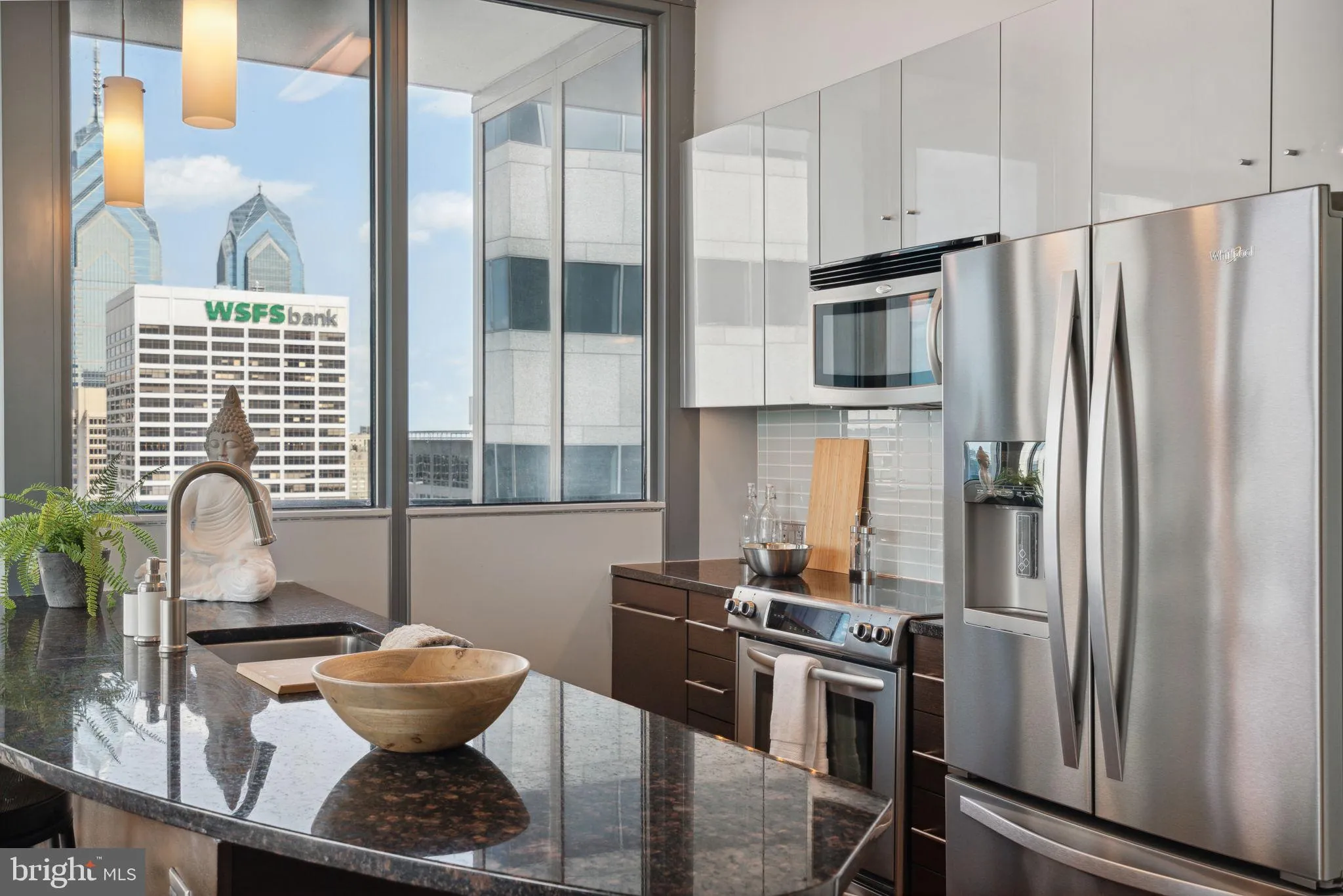 Philadelphia, Pennsylvania 19103, United States, 1 Bedroom Bedrooms, ,1 BathroomBathrooms,Residential,Active,92348