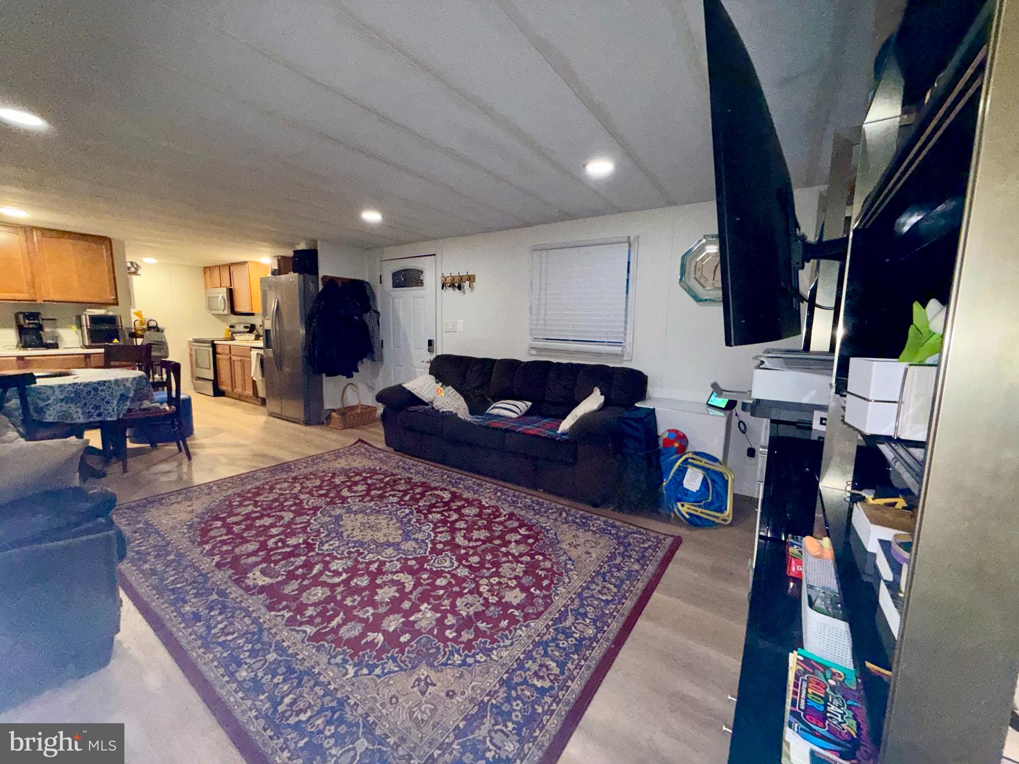 BOONES ESTATES - Residential