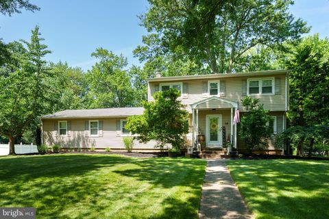 19 VAN SAUN DRIVE EWING NJ 08628