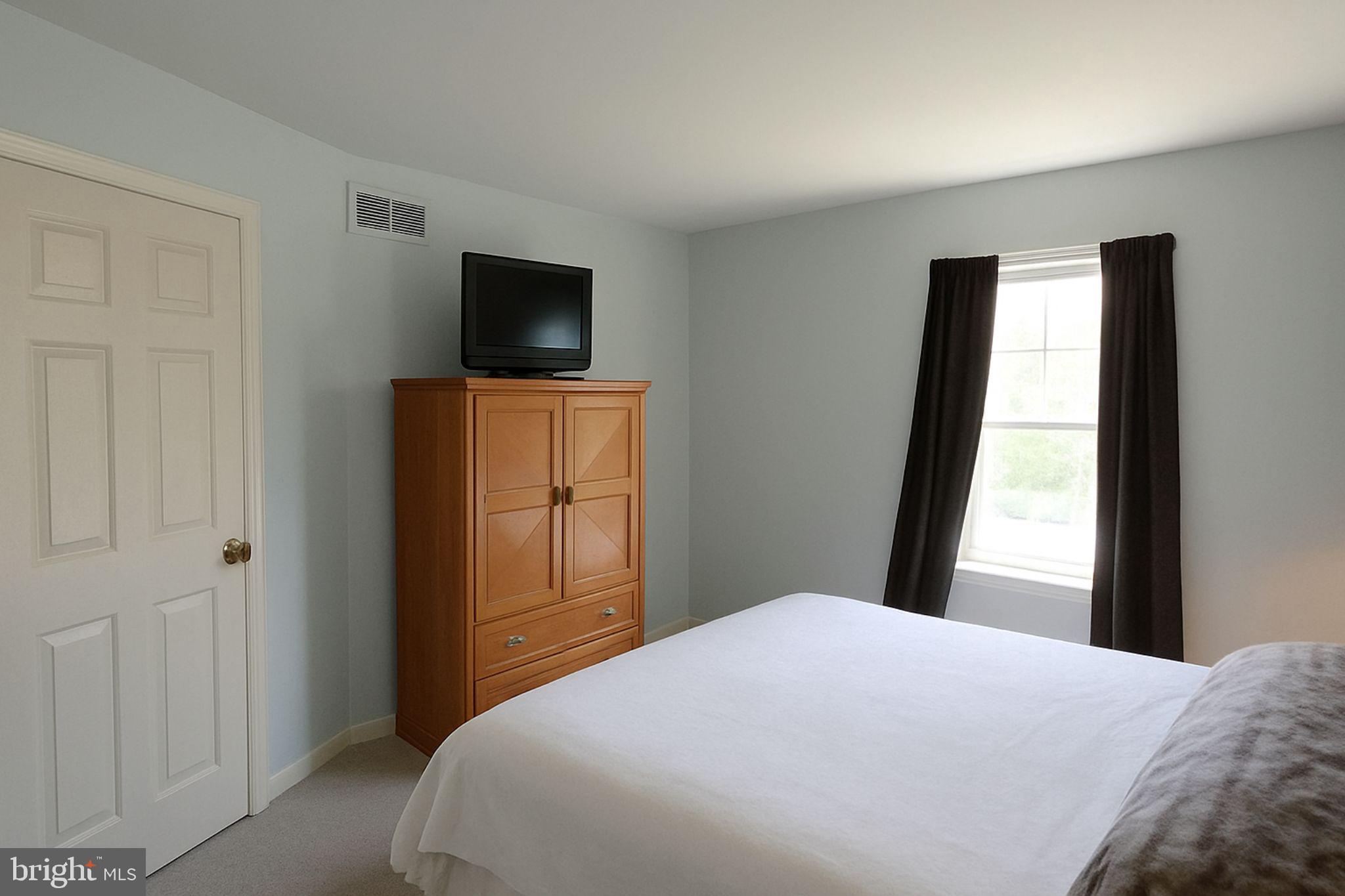 BANBURY CROSSING - Residential