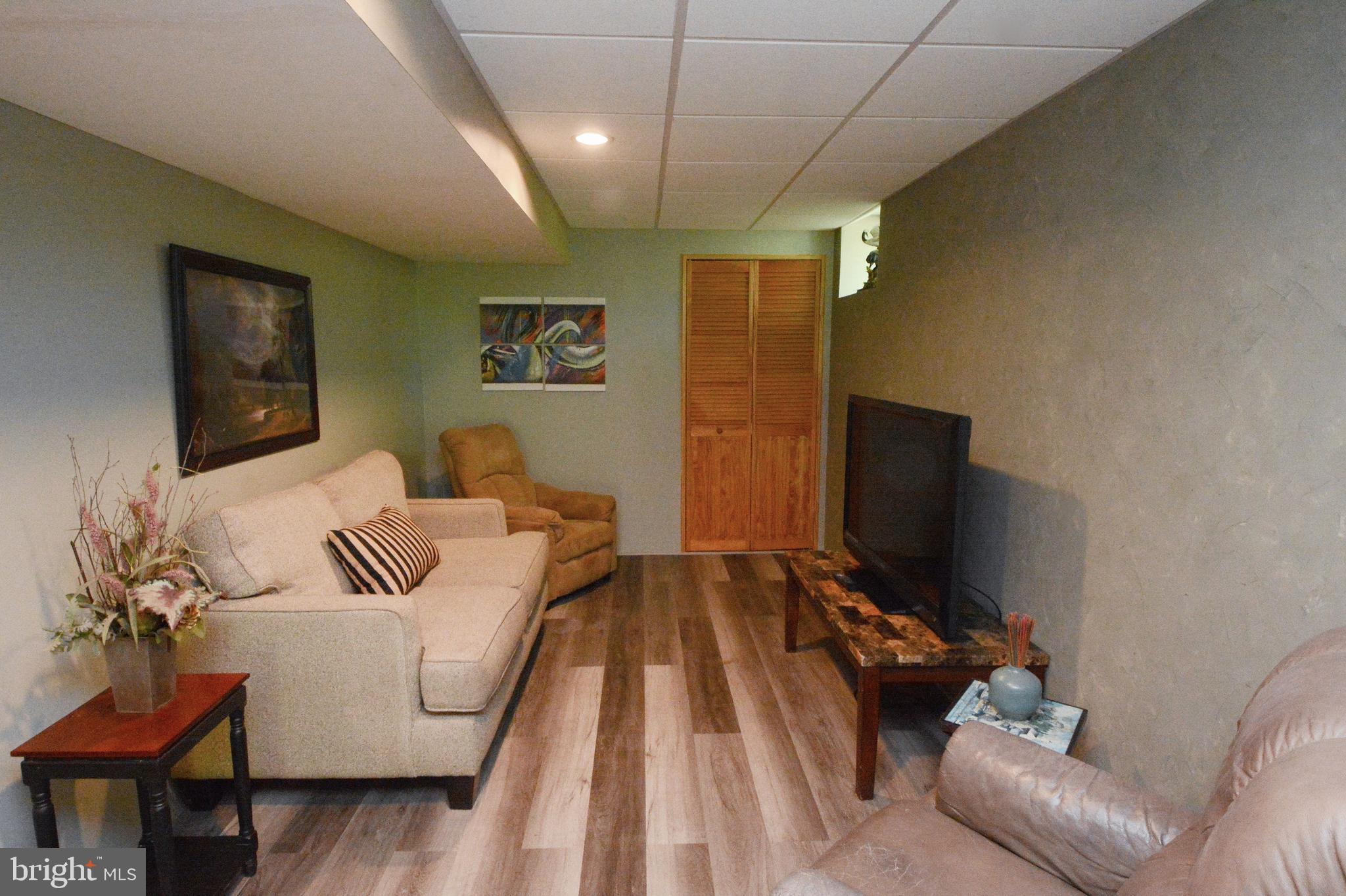 BANBURY CROSSING - Residential