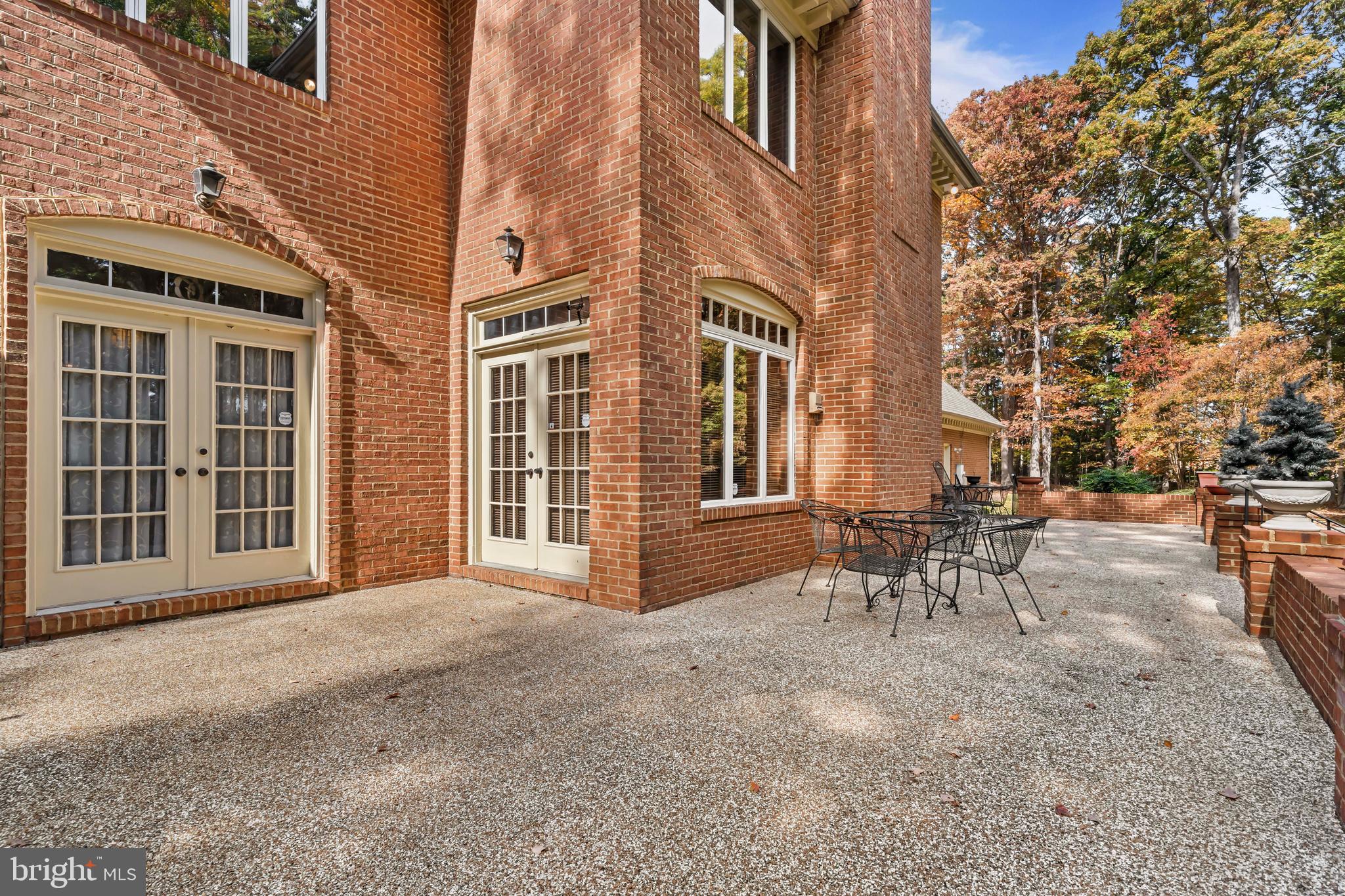 CARRIAGE HILLS - Residential
