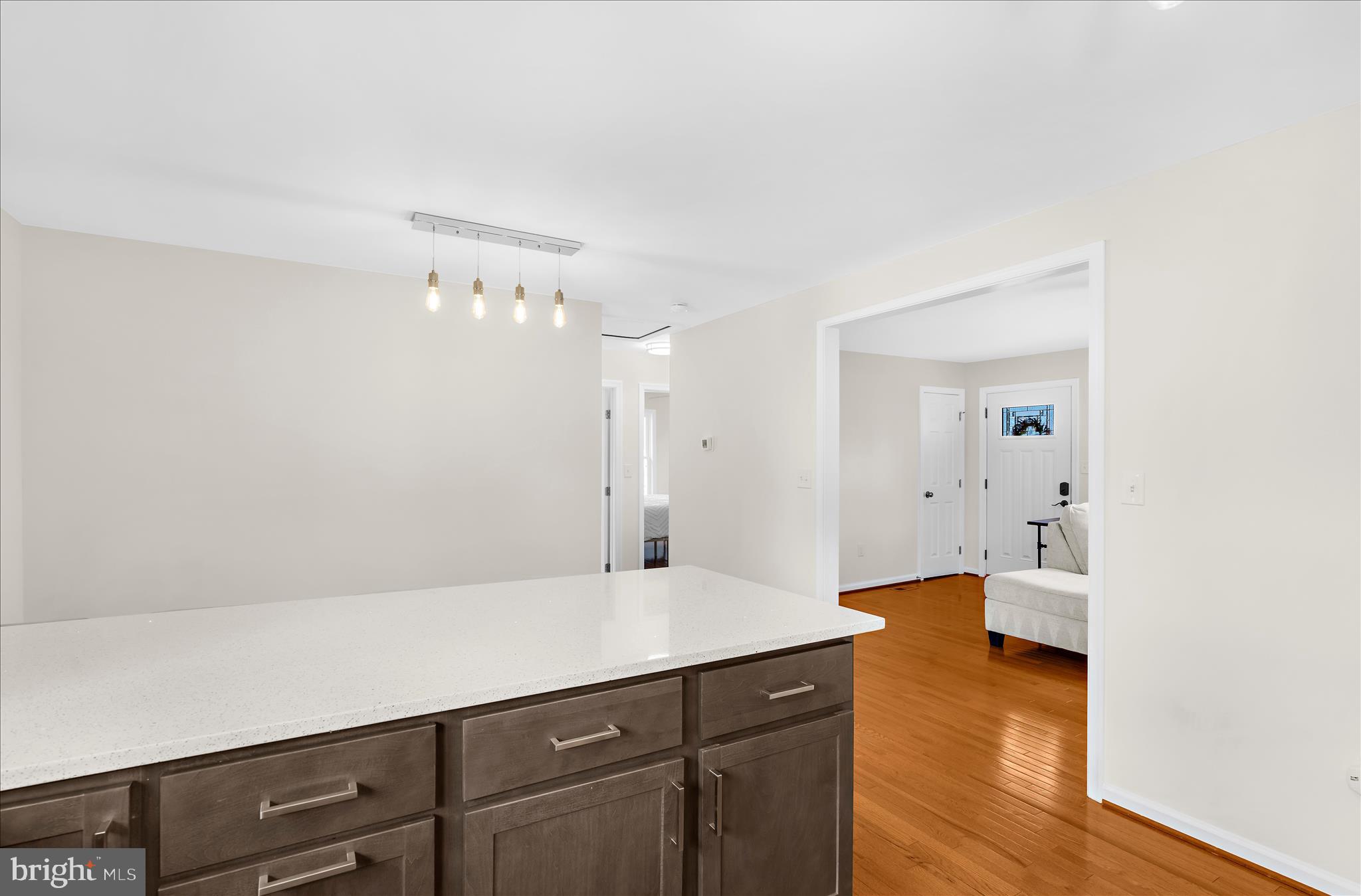 COLONIAL DRIVE - Residential