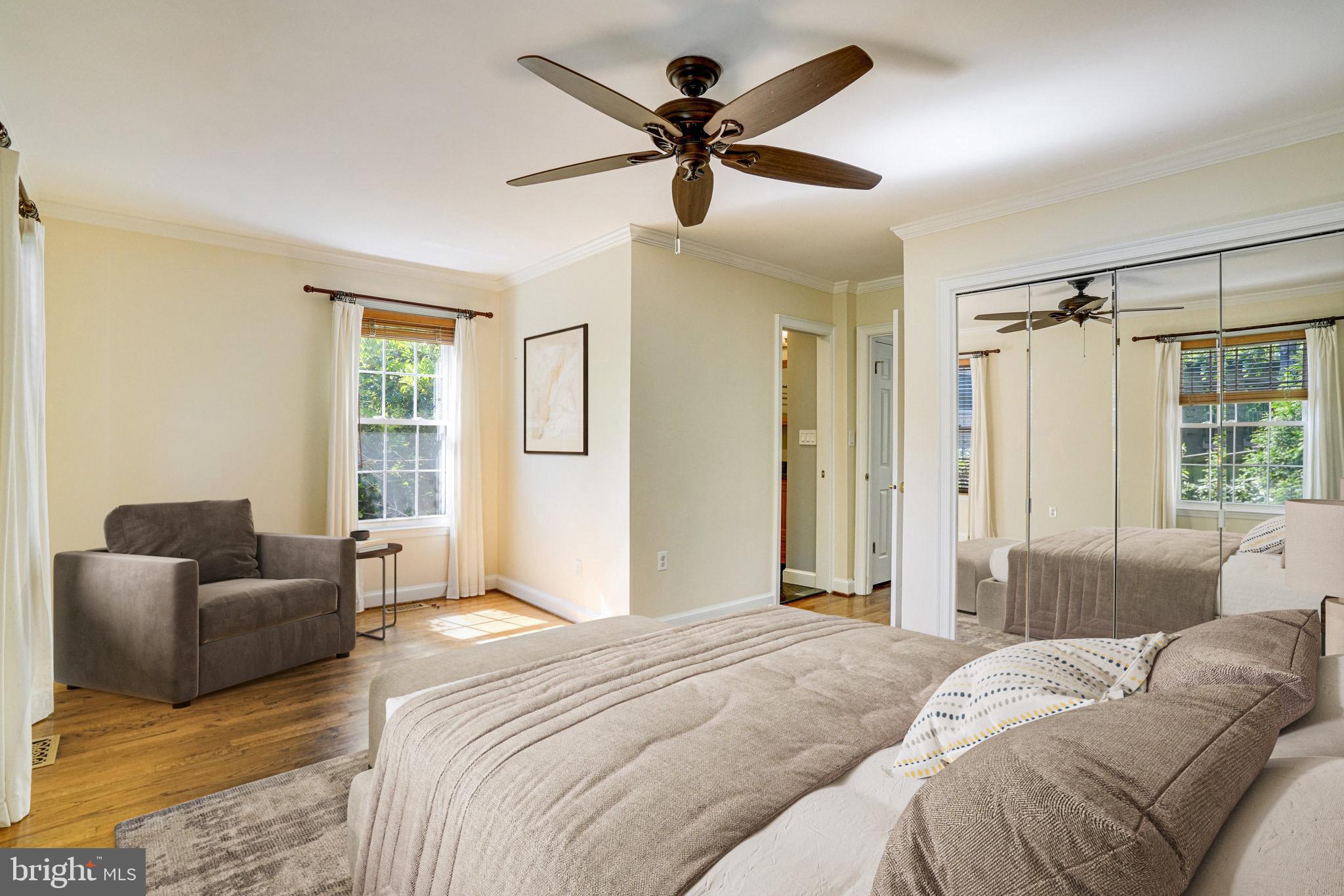 SHUTERS HILL - Residential