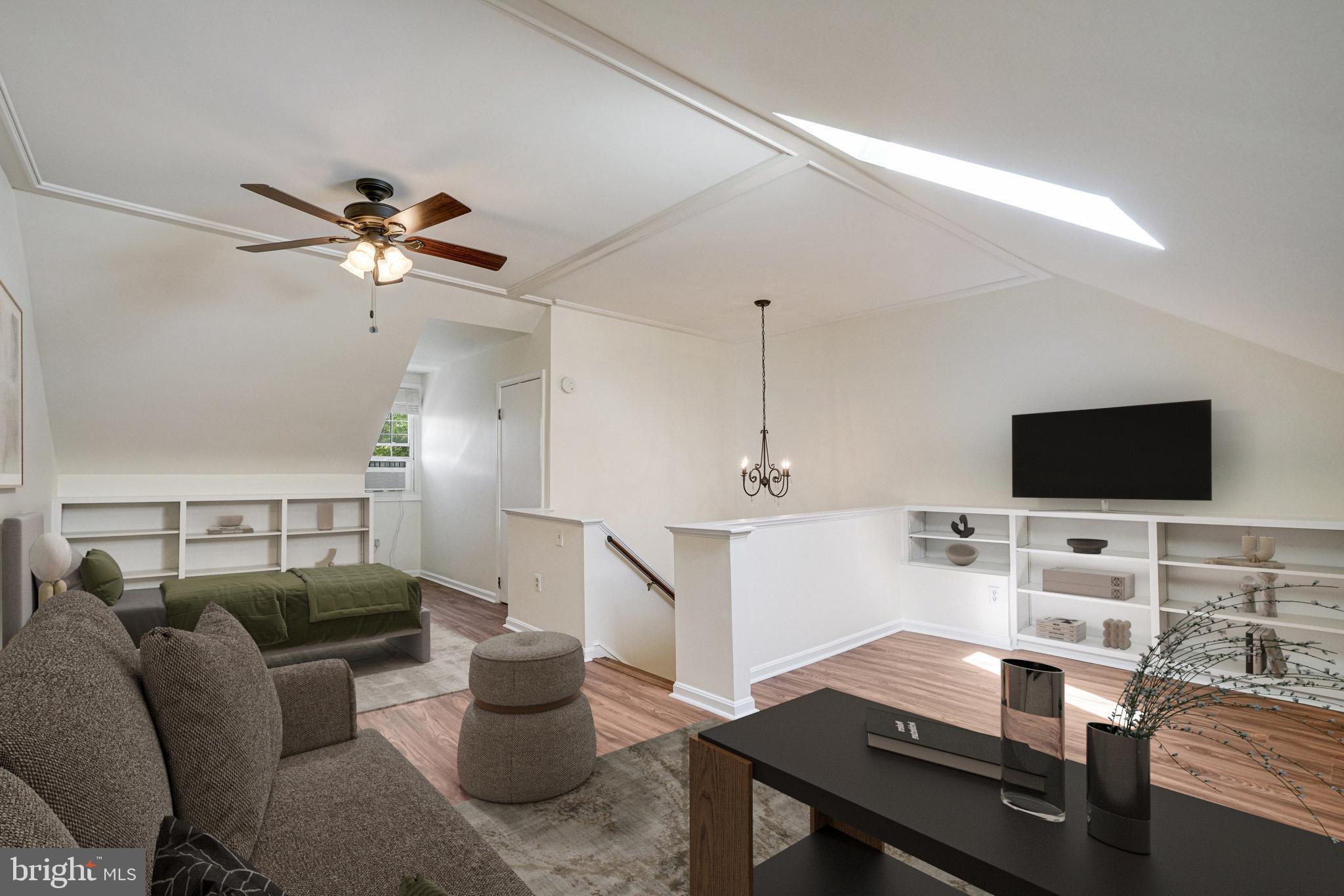 SHUTERS HILL - Residential