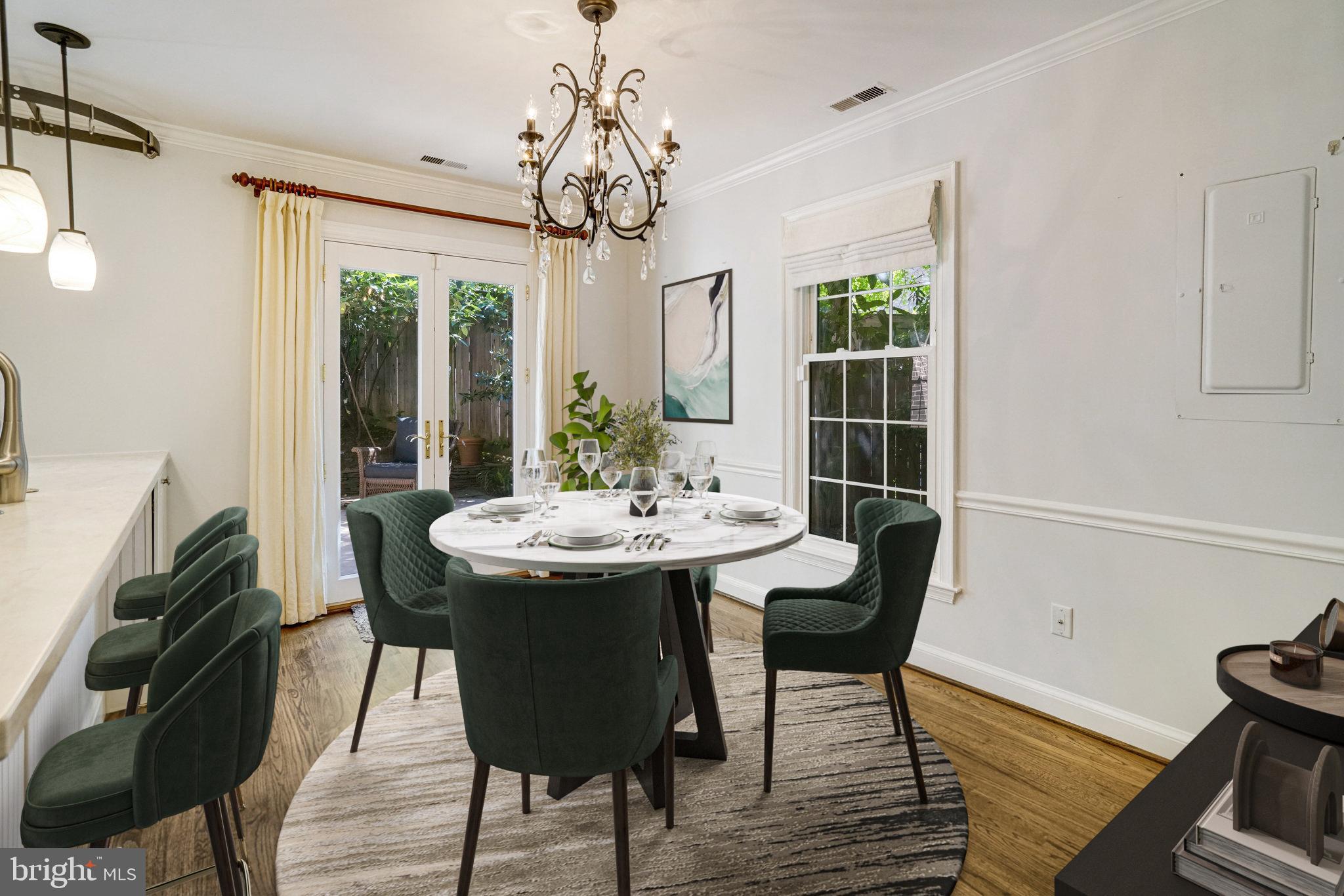 SHUTERS HILL - Residential