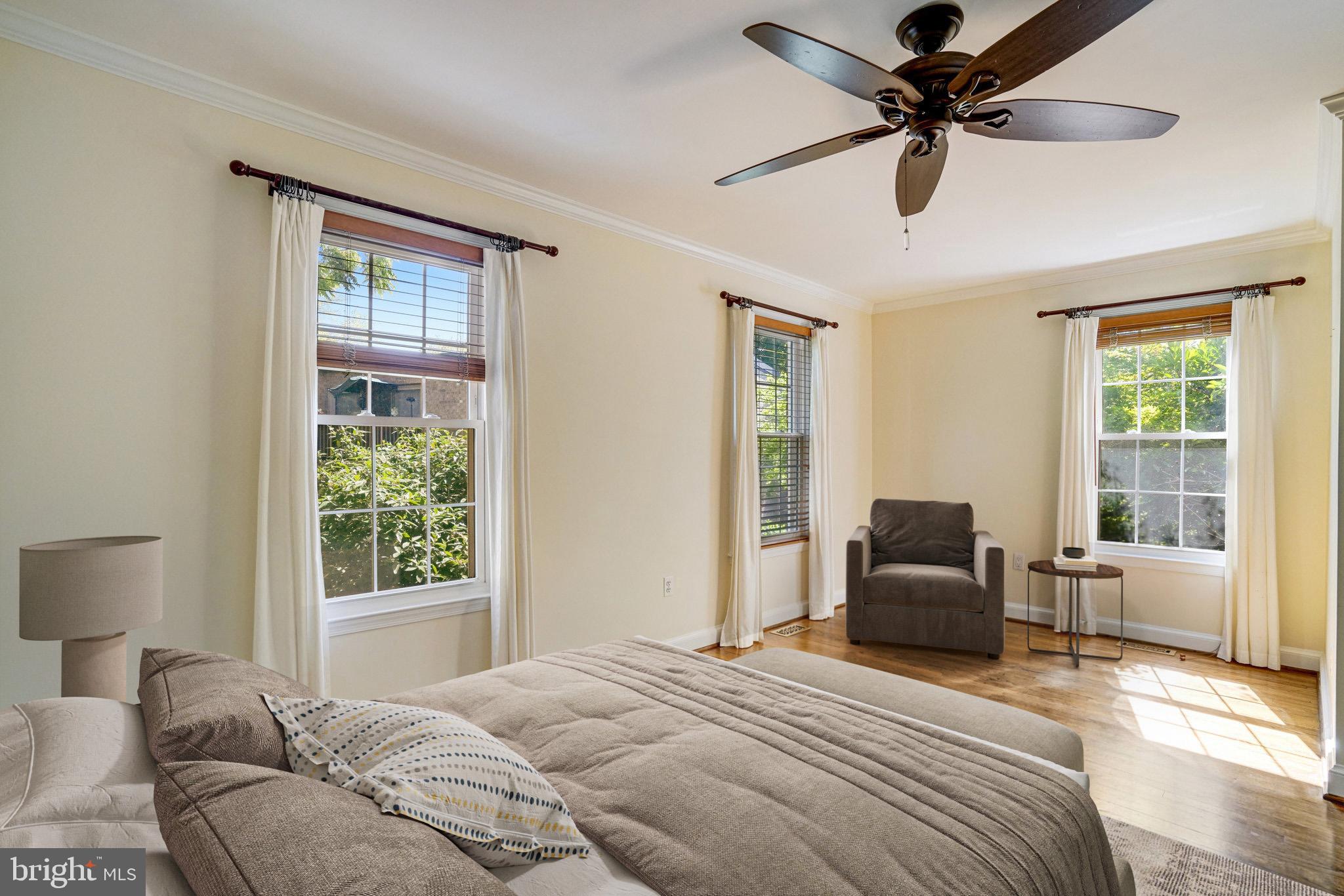 SHUTERS HILL - Residential