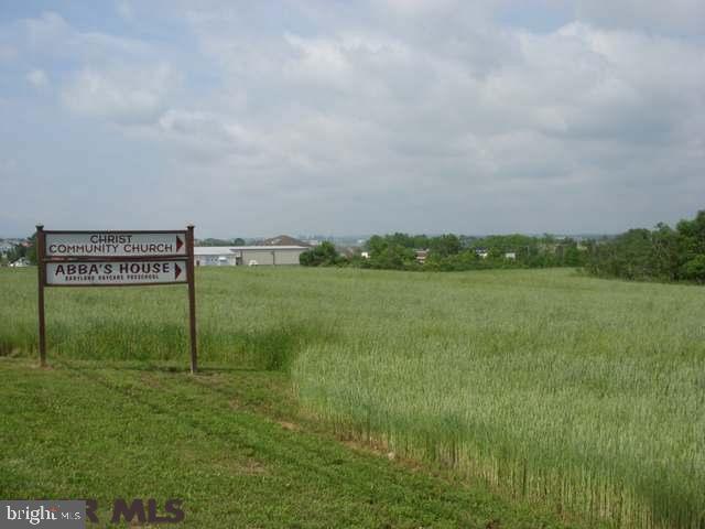 Situated between Bellefonte and State College along the Benner Pike is 10.965 acres of prime C-1 commercial land. Road frontage of 680 feet provides excellent visibility. Interstate 99 access is less than 2 miles away. Possible uses include: Restaurant Establishments, Automobile Dealership. Hotel/Motel, Retail, and Medical Offices. Priced to sell at approximately $135K per acre. Owner financing a possibility to qualified buyers. Enrolled in Clean and Green.