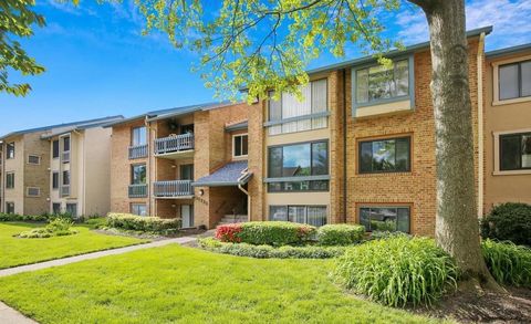 Photo of 10225 Valentino Drive #7201, OAKTON, VA 22124 (MLS # VAFX2300554)