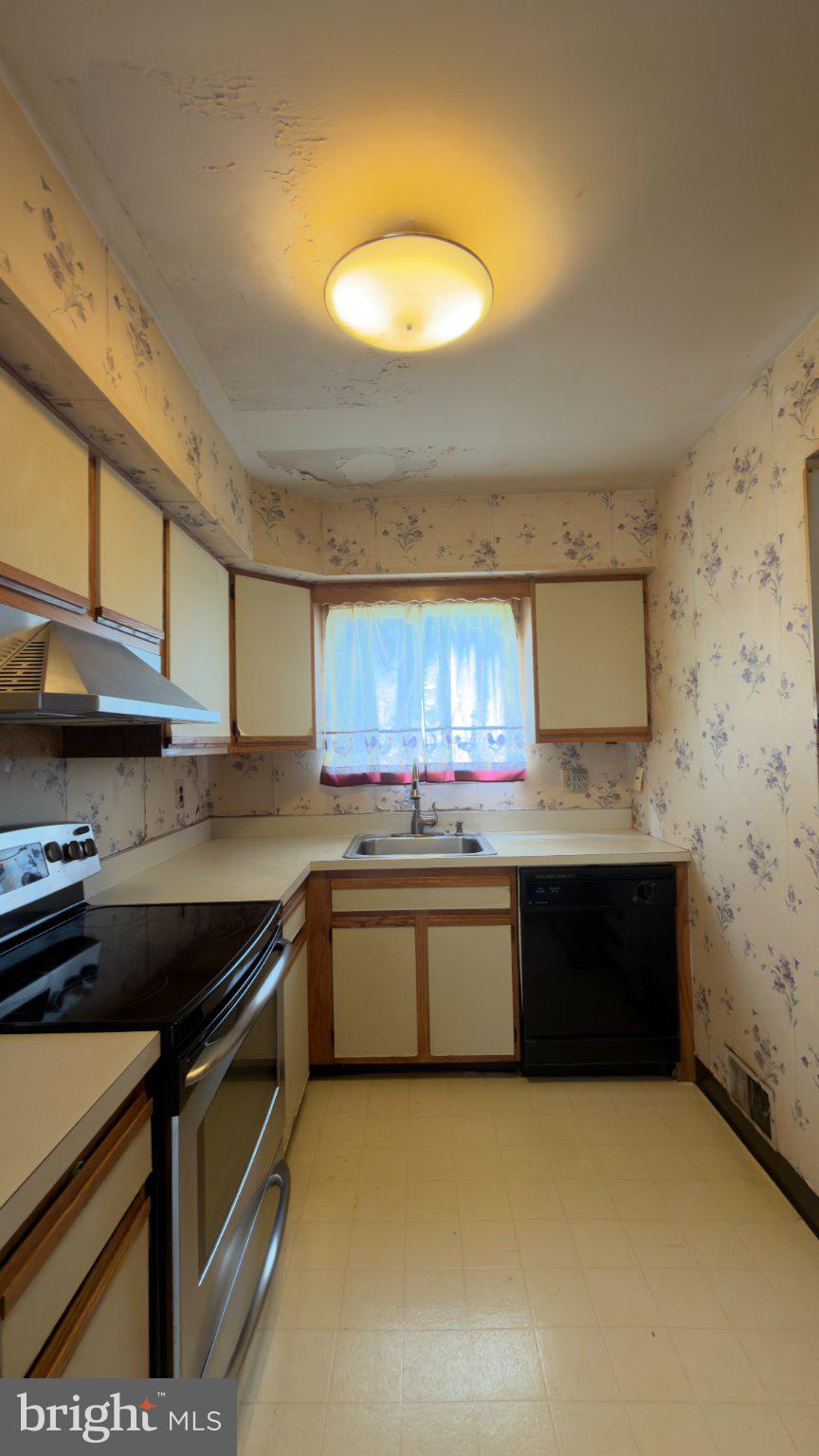 WEDGEWOOD ESTATES - Residential