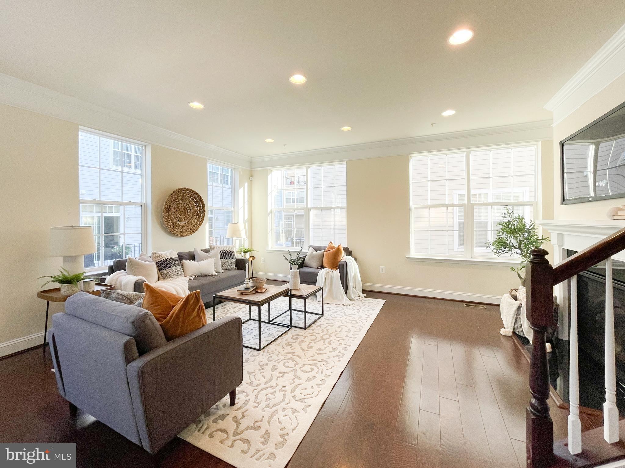 TOWSON GREEN - Residential