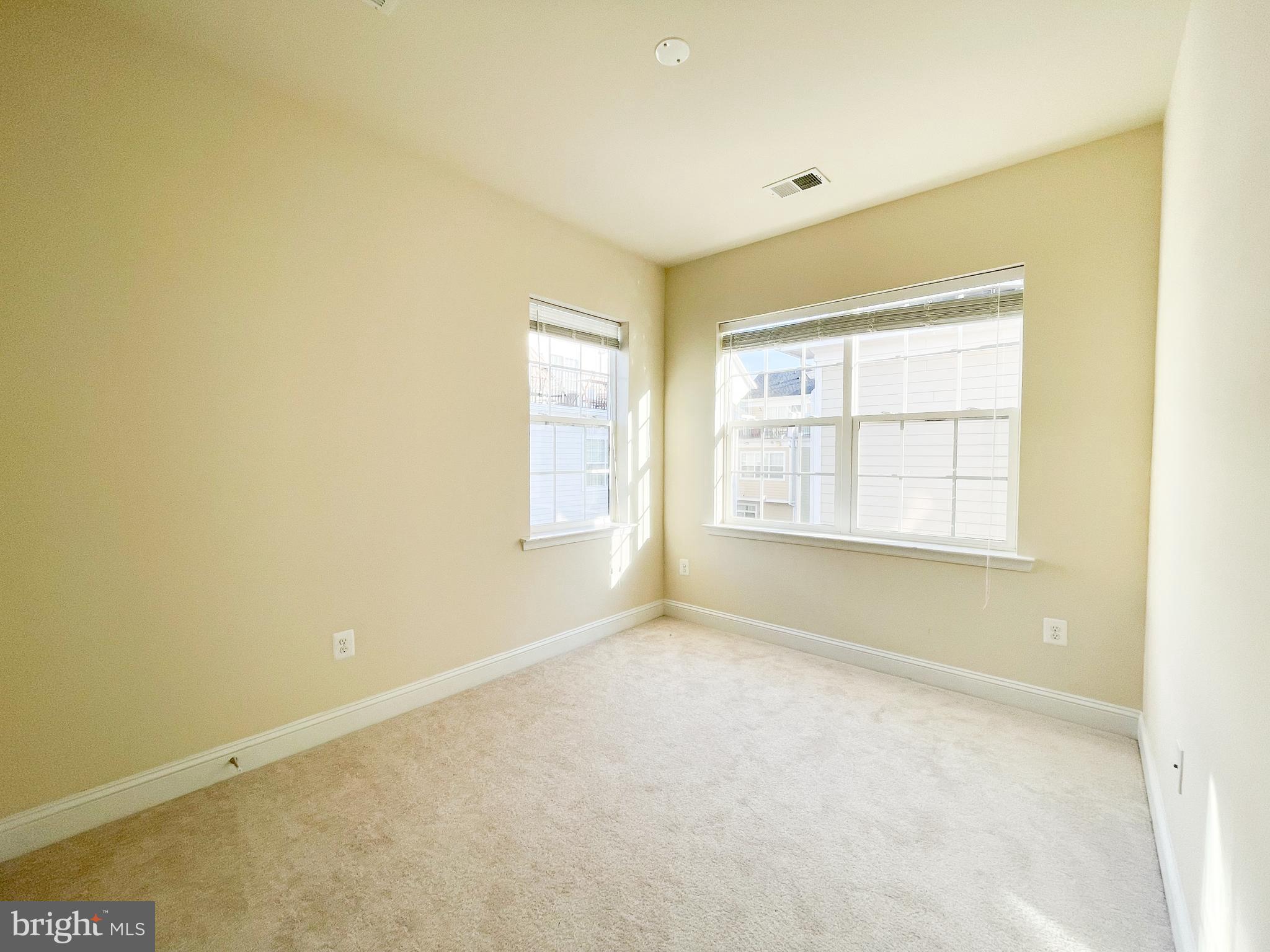 TOWSON GREEN - Residential