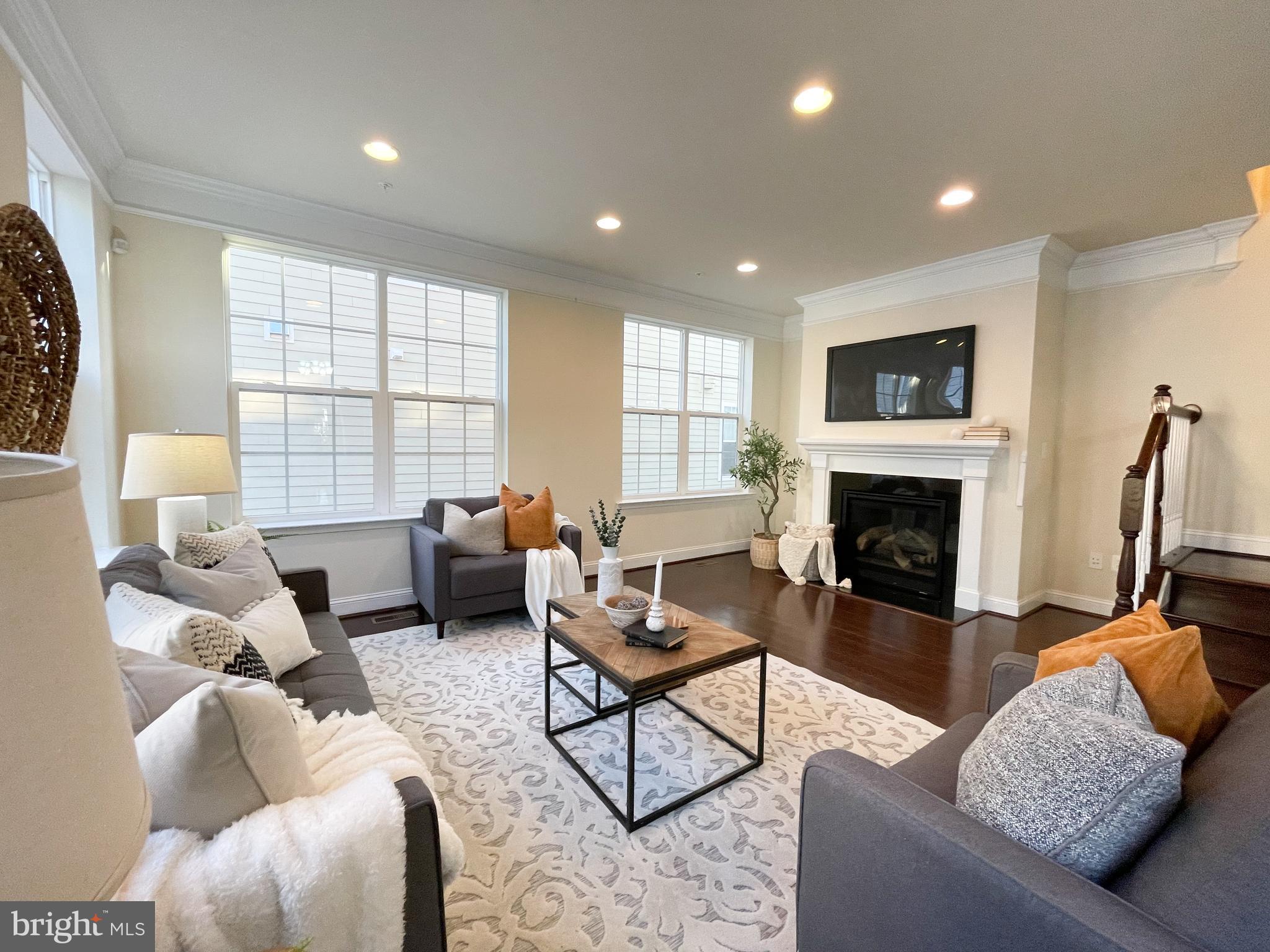 TOWSON GREEN - Residential