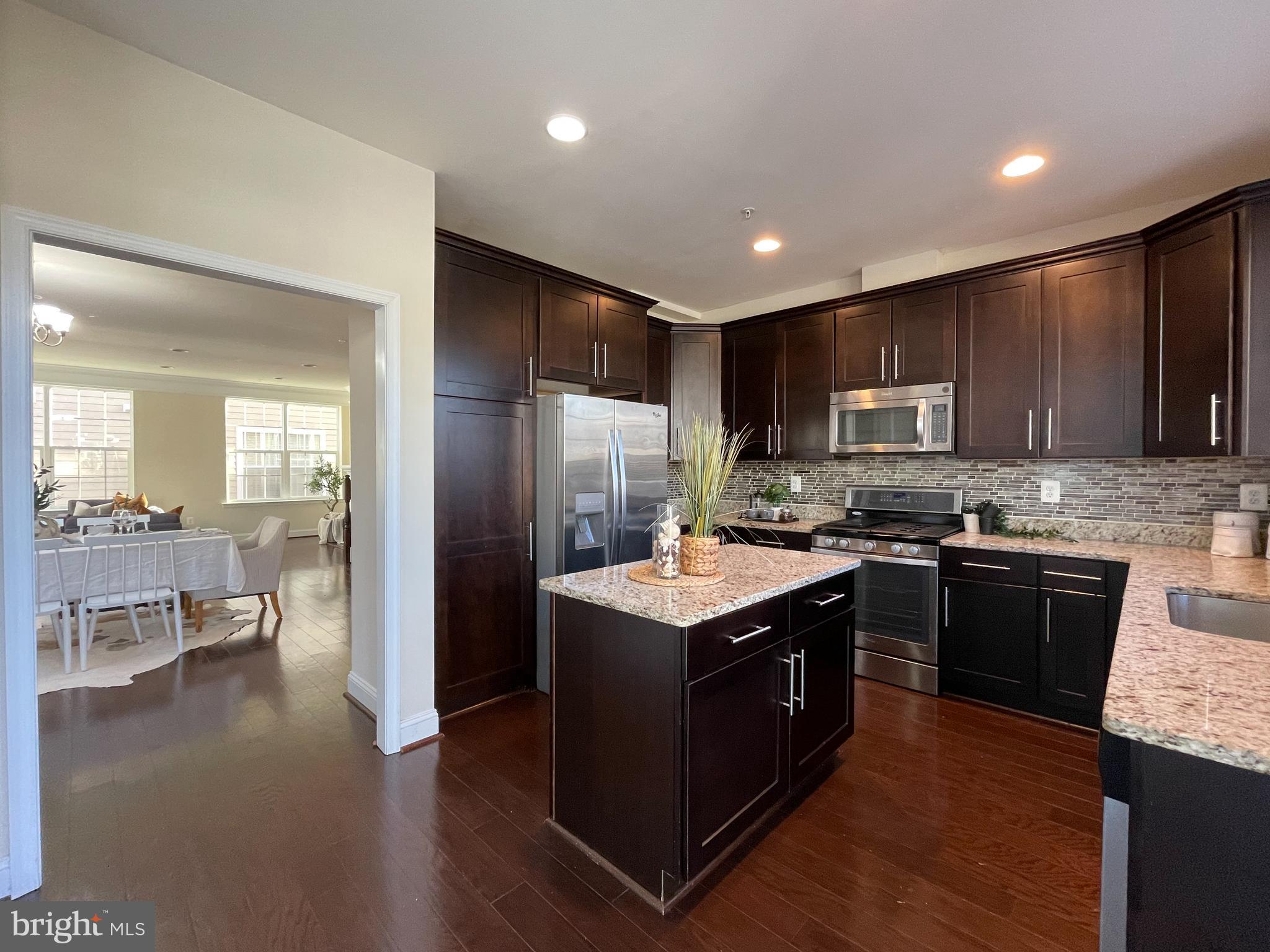 TOWSON GREEN - Residential