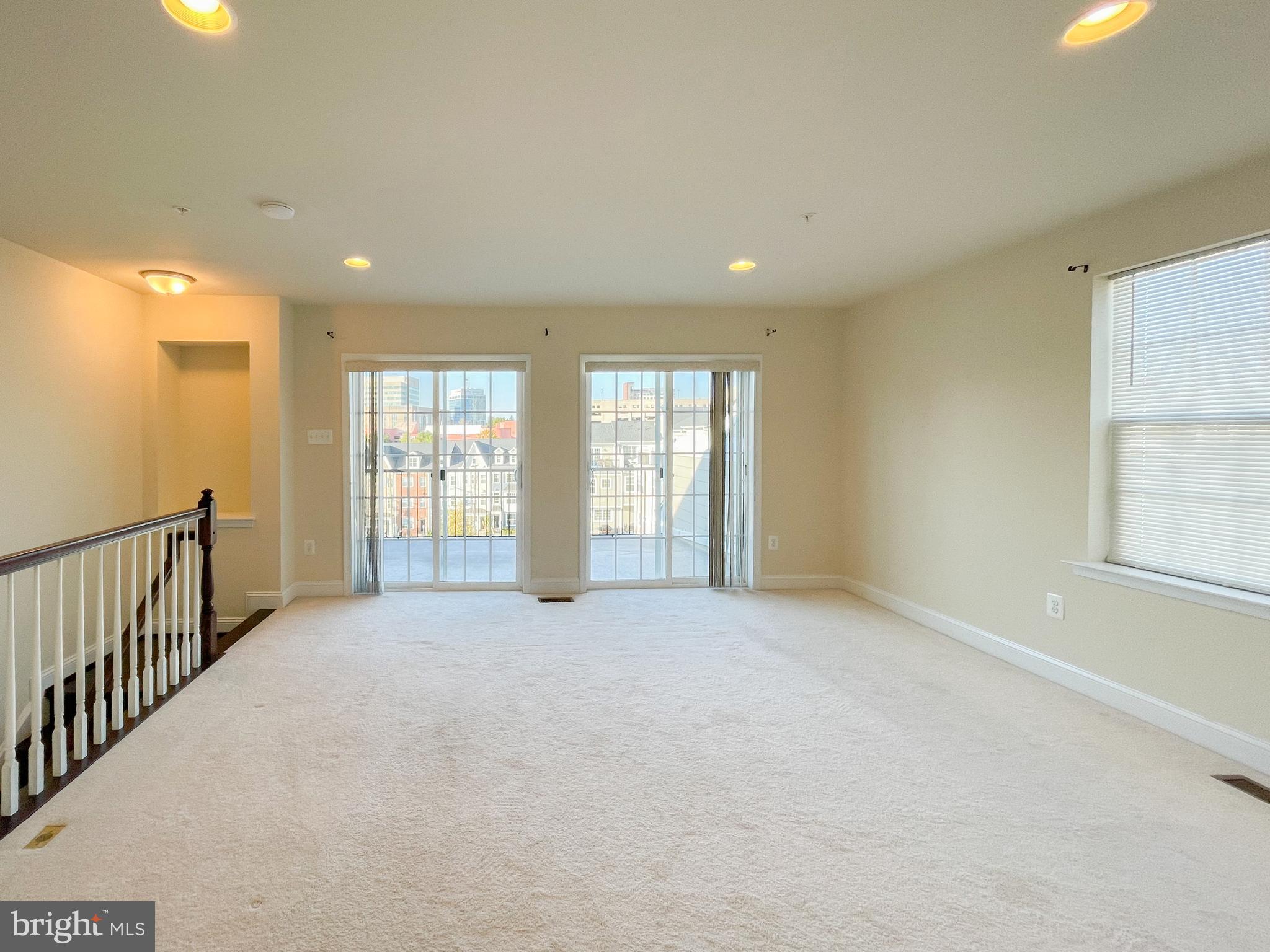 TOWSON GREEN - Residential