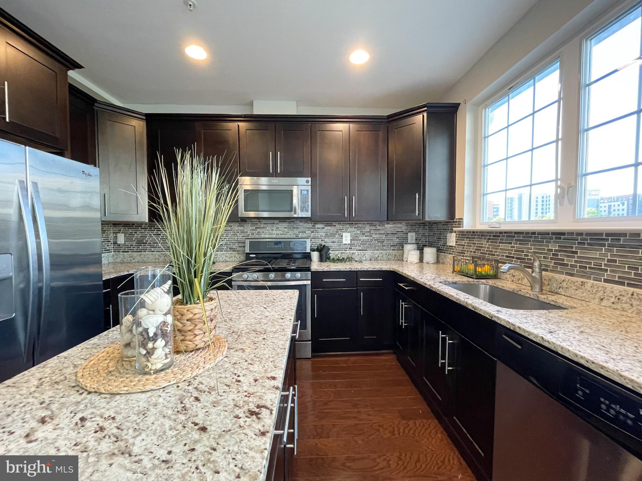 TOWSON GREEN - Residential