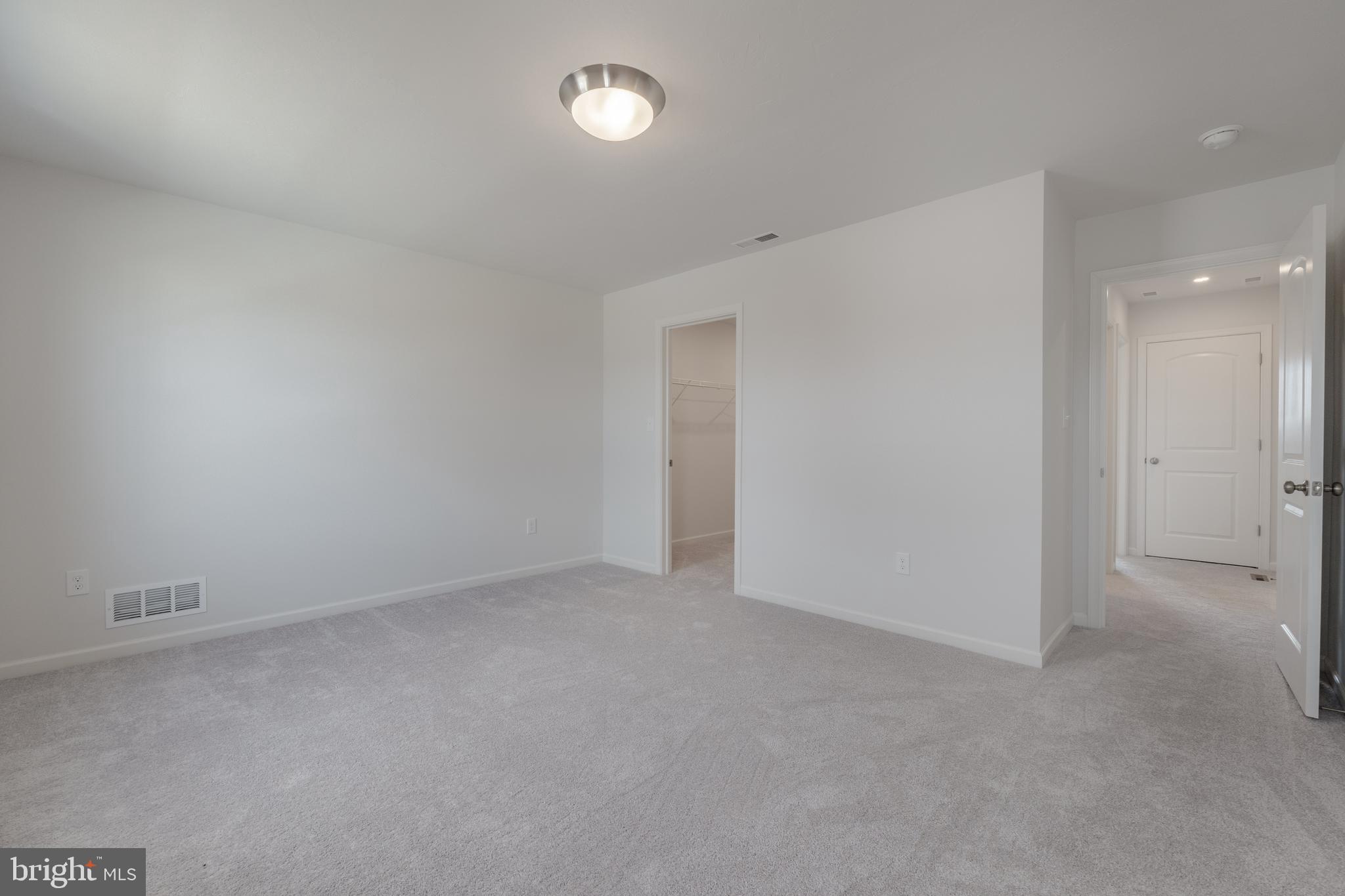 APPLEVIEW ESTATES - Residential