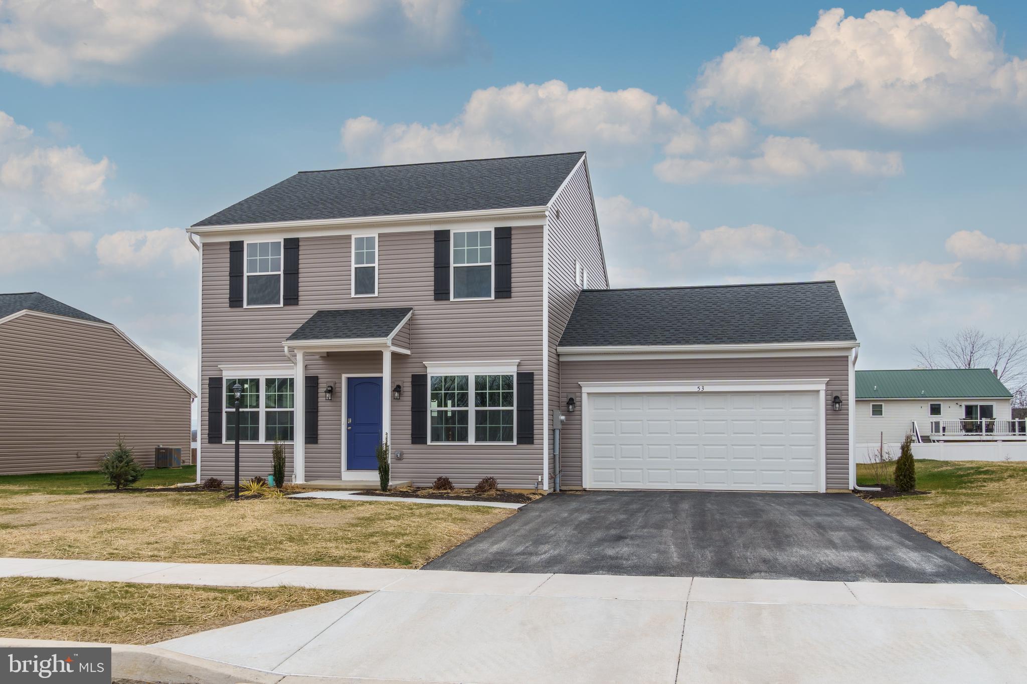 APPLEVIEW ESTATES - Residential