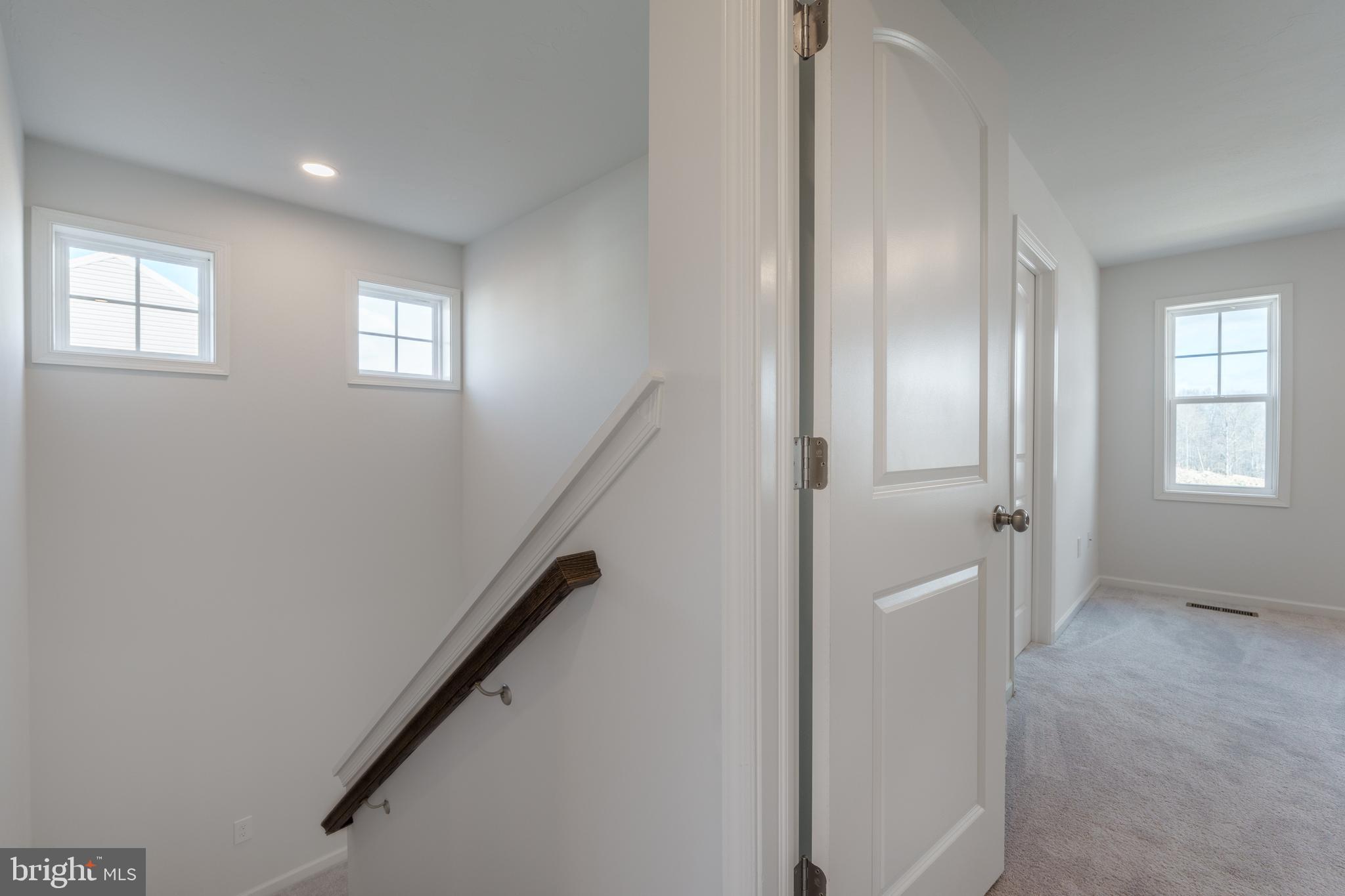 APPLEVIEW ESTATES - Residential