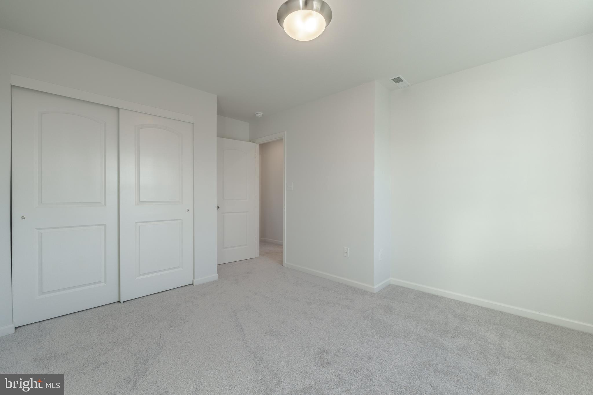 APPLEVIEW ESTATES - Residential