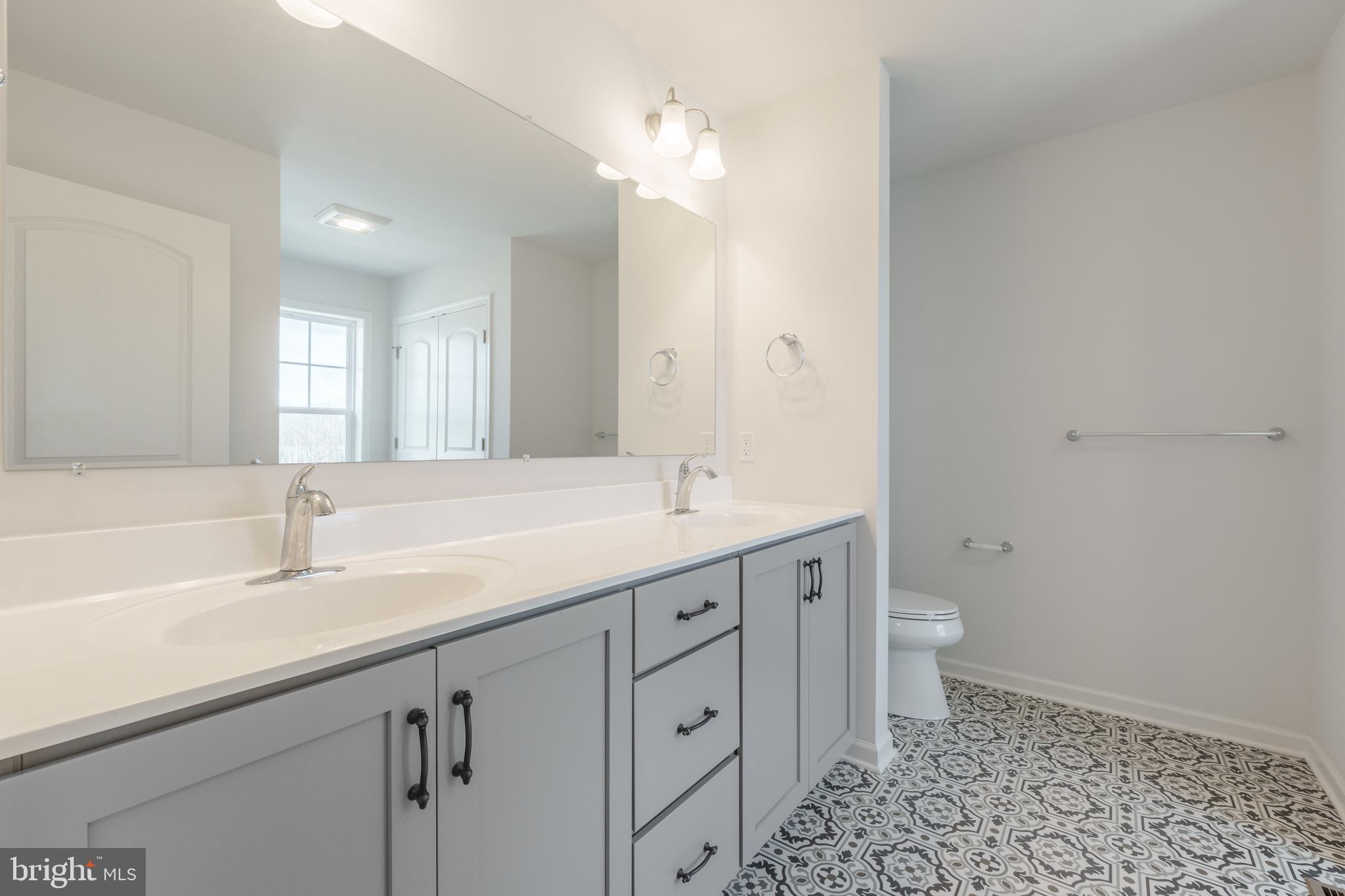 APPLEVIEW ESTATES - Residential