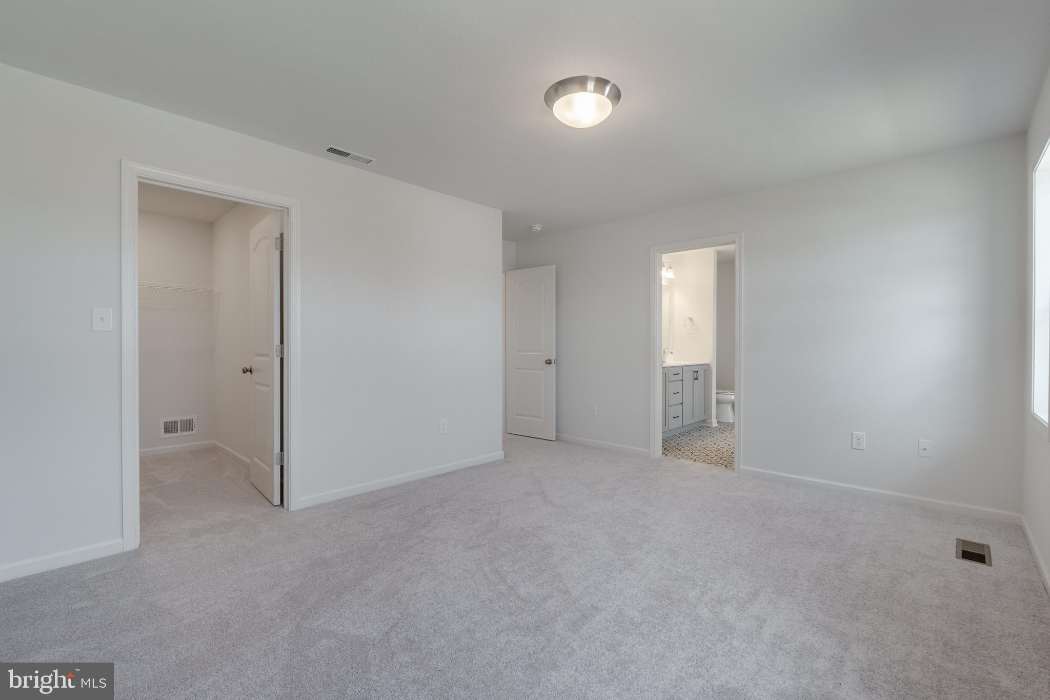 APPLEVIEW ESTATES - Residential