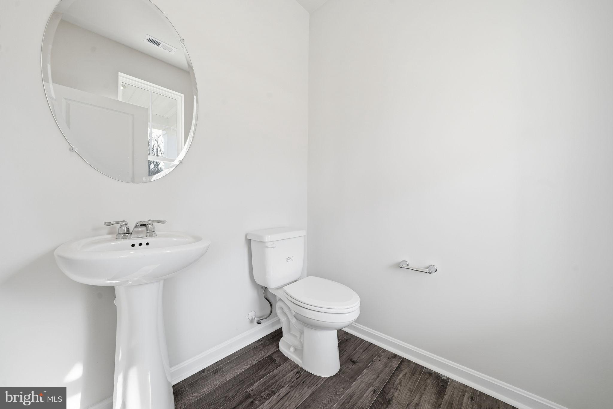 LADYSMITH VILLAGE - Residential