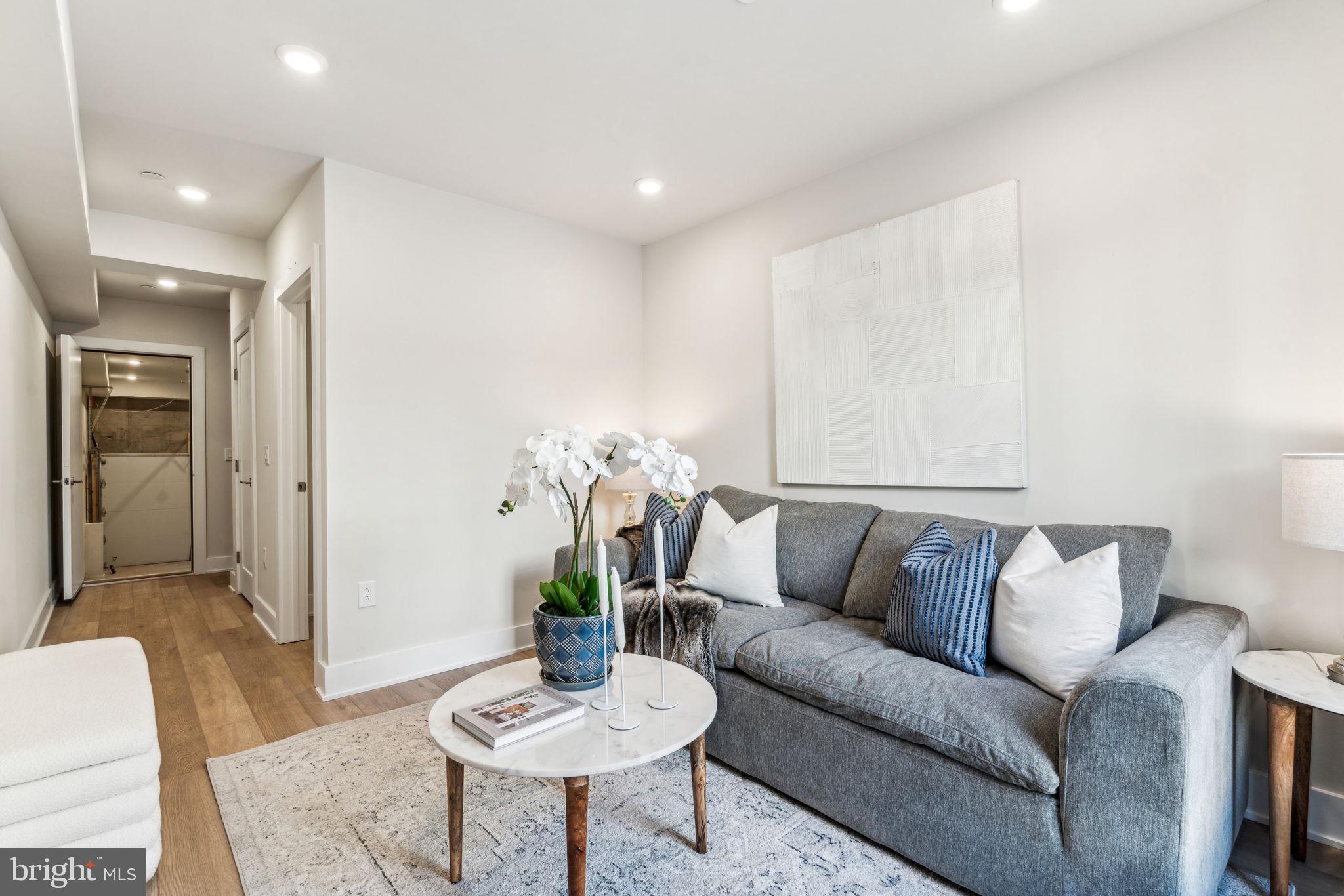 3205 N 35TH STREET 12