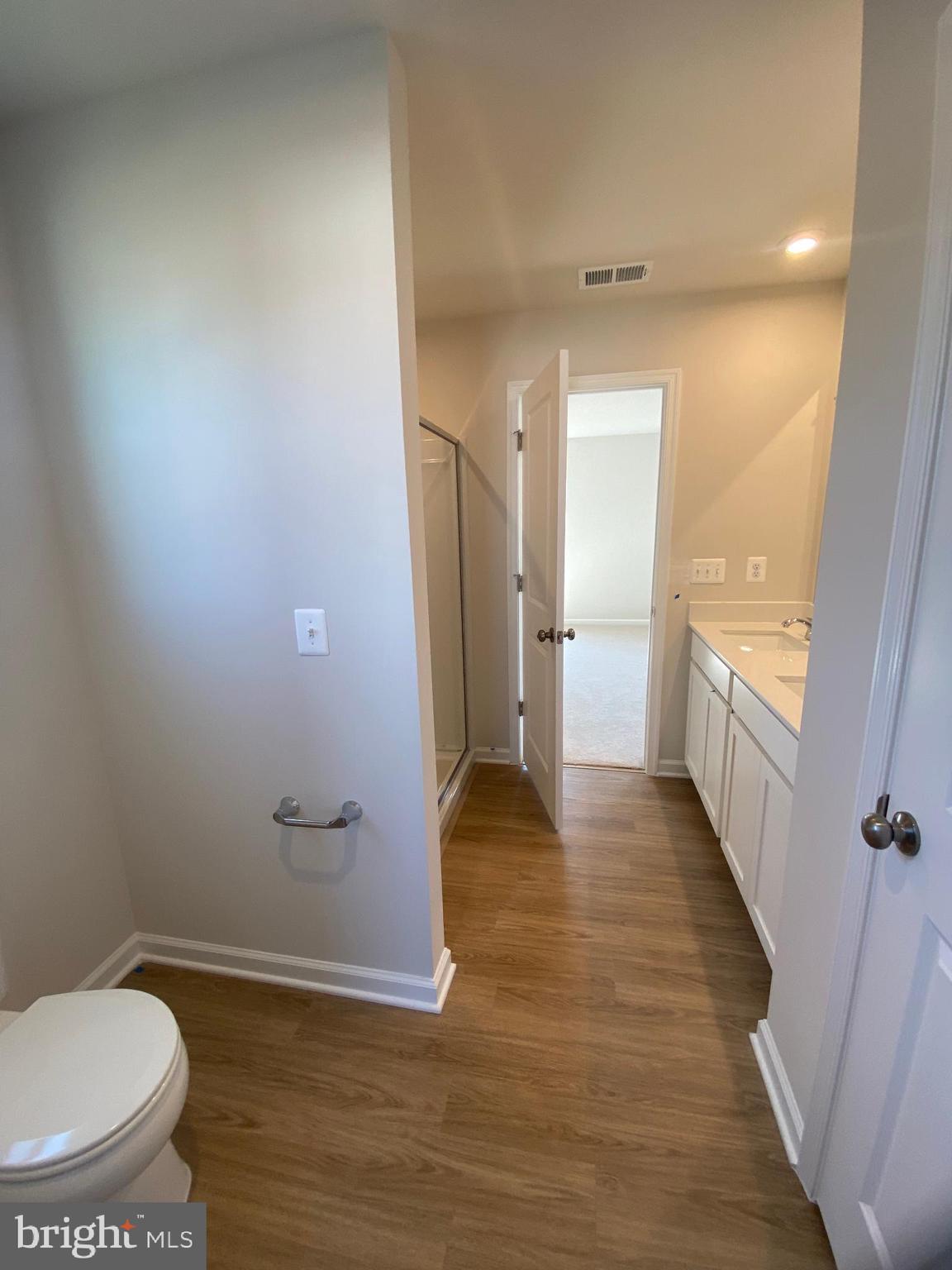 STONE SPRING - Residential Lease