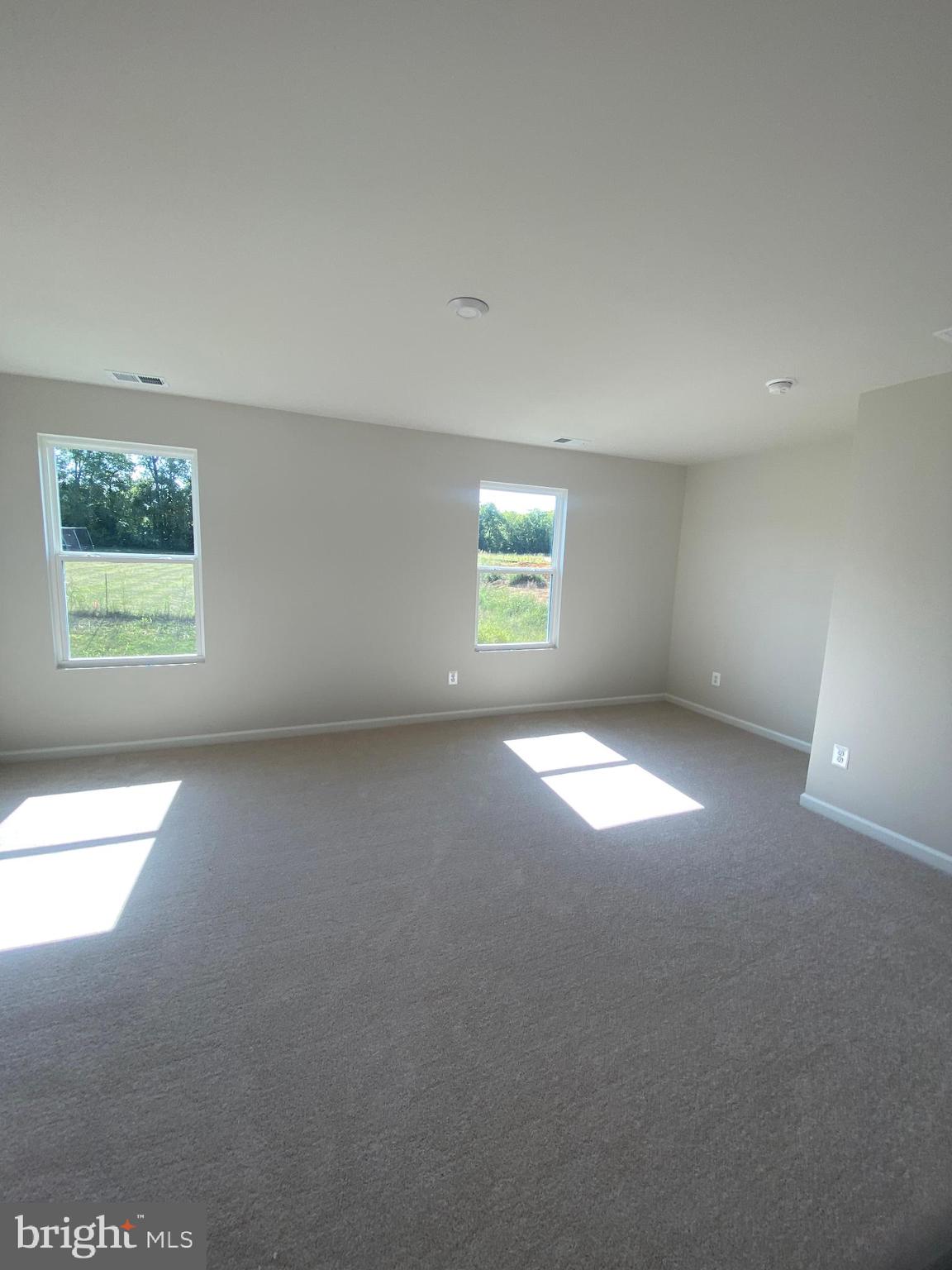 STONE SPRING - Residential Lease