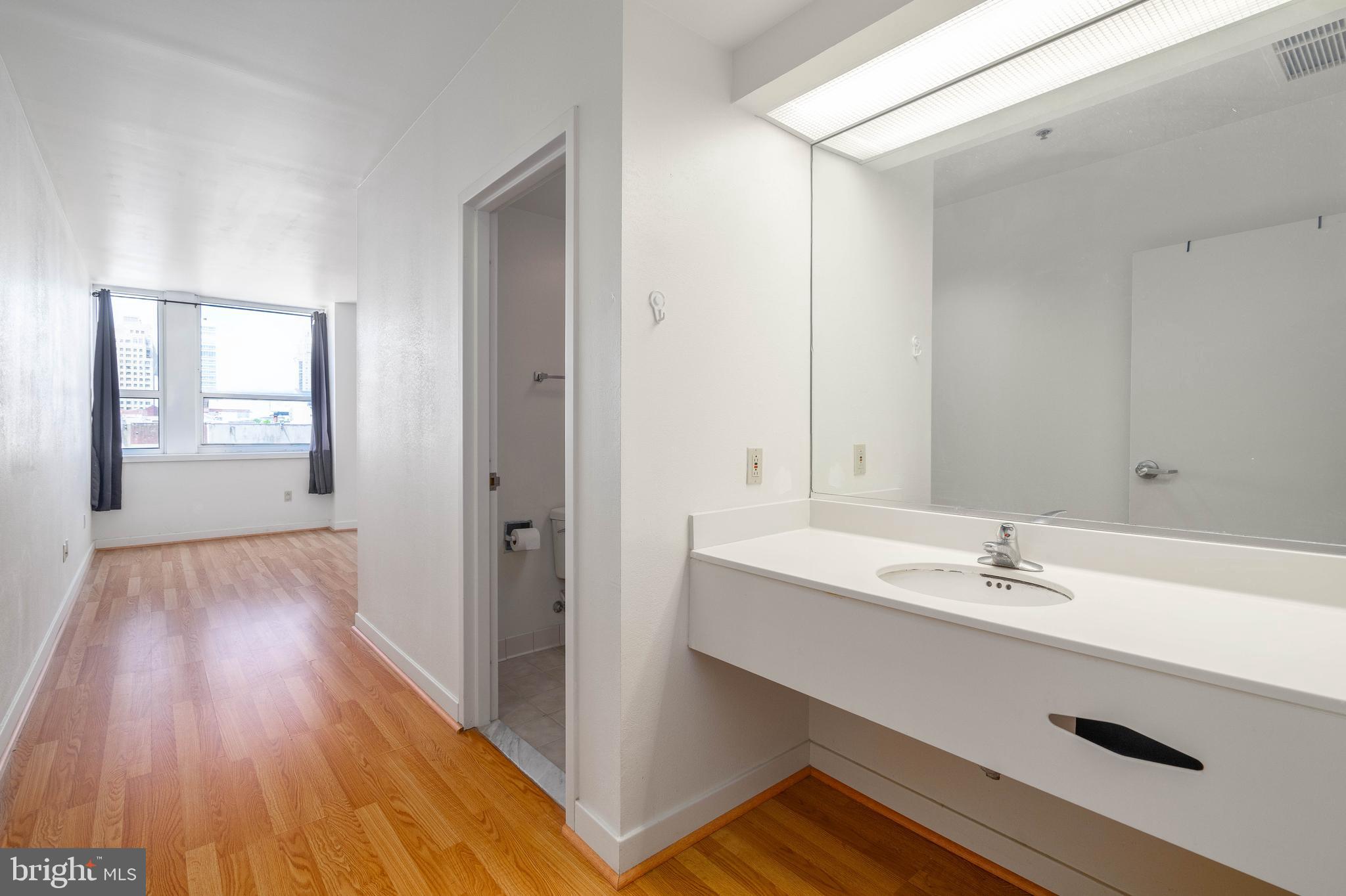 CHINATOWN - Residential