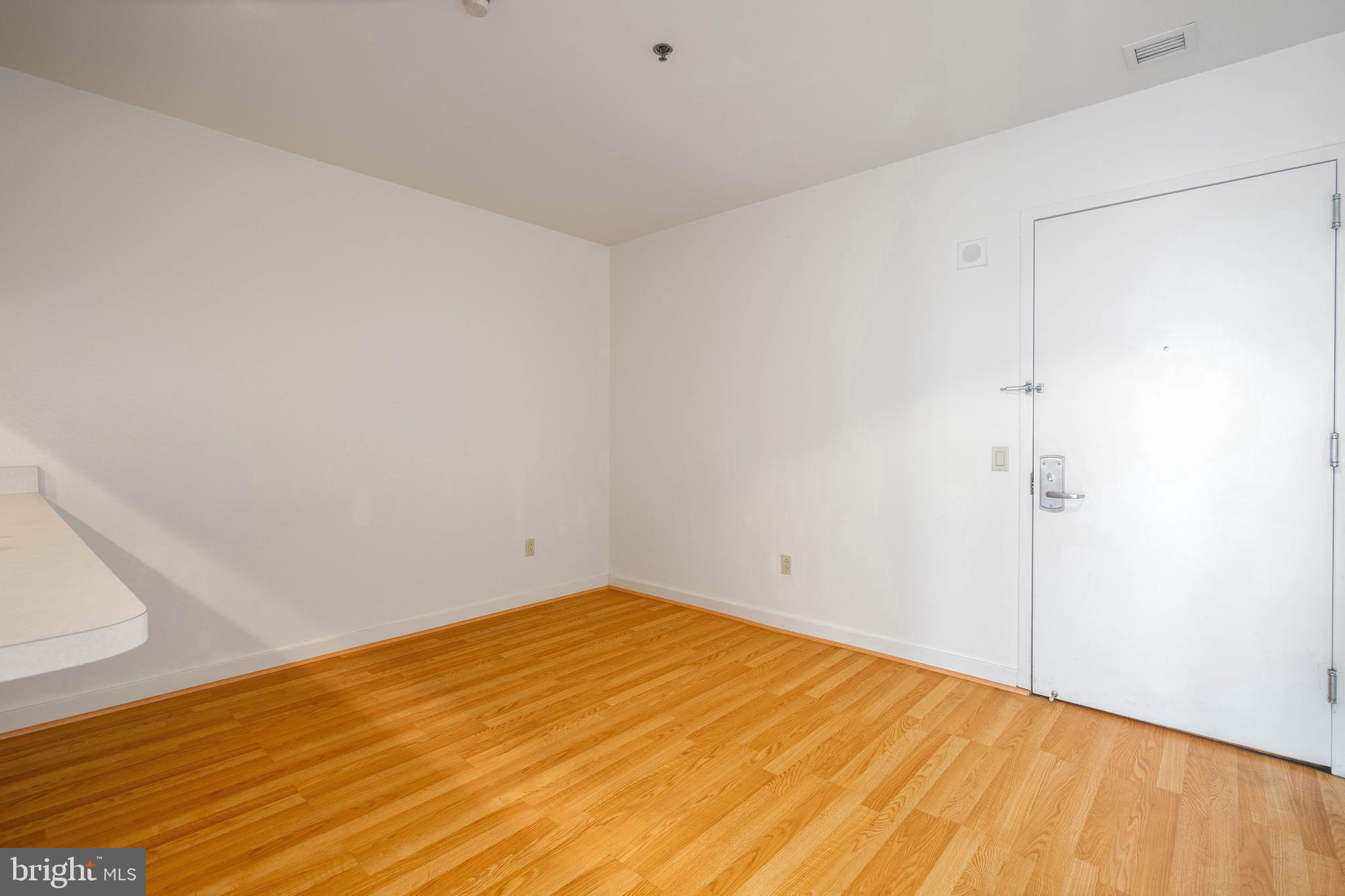 CHINATOWN - Residential