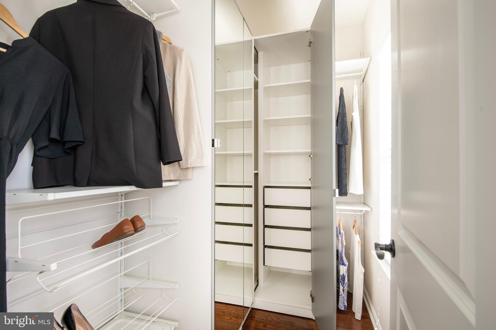 PINEY ORCHARD - Residential