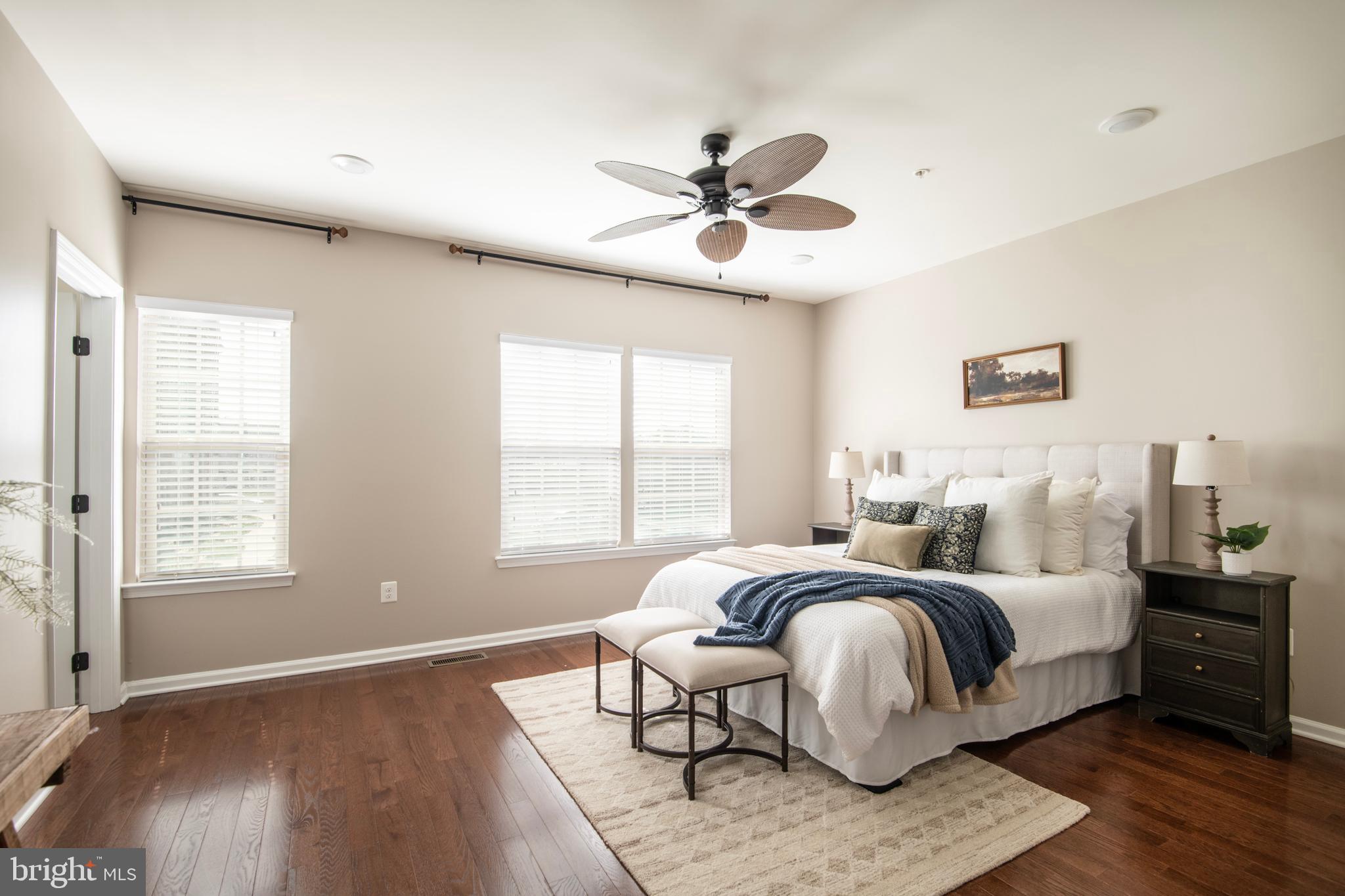 PINEY ORCHARD - Residential