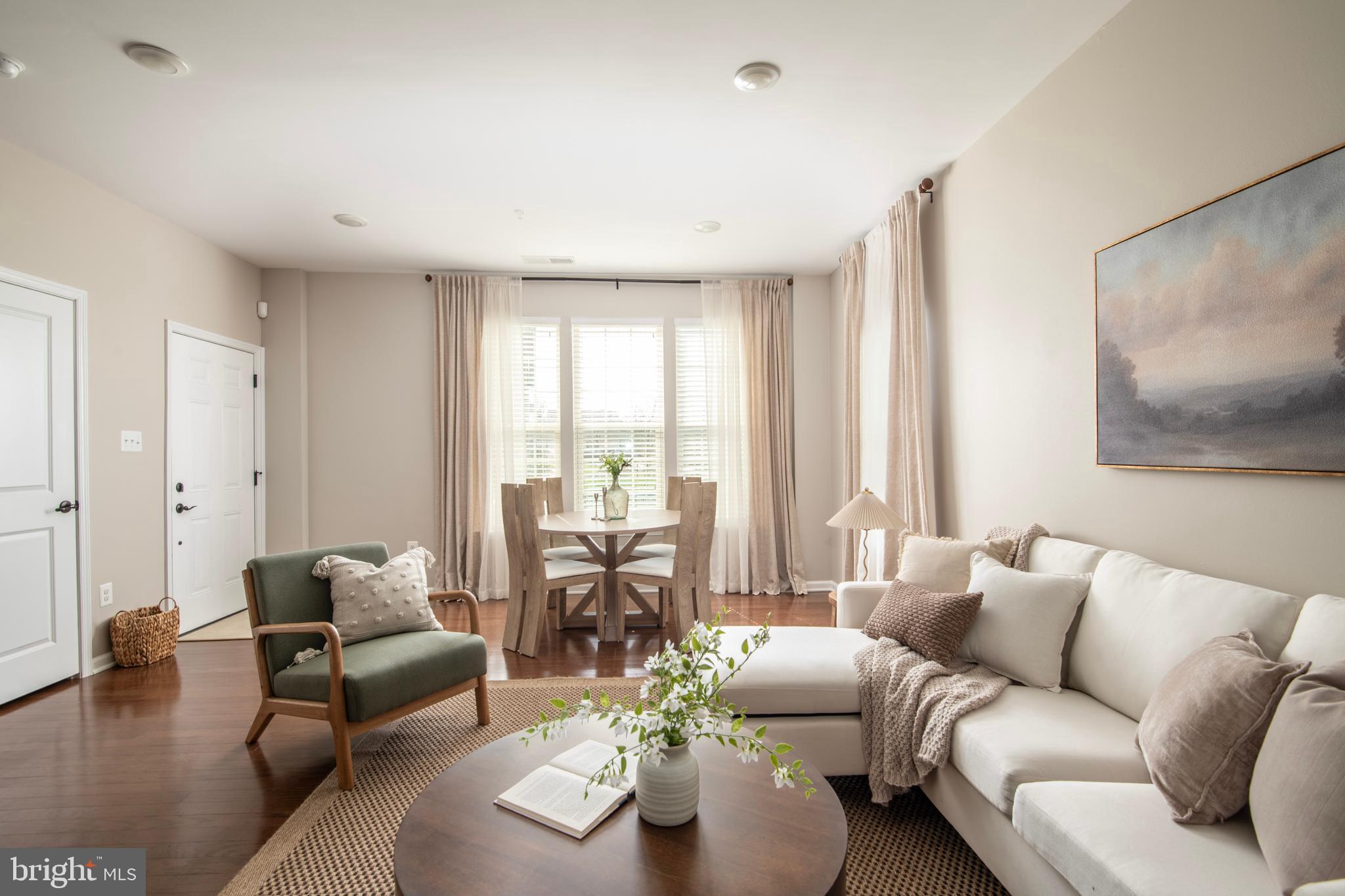 PINEY ORCHARD - Residential