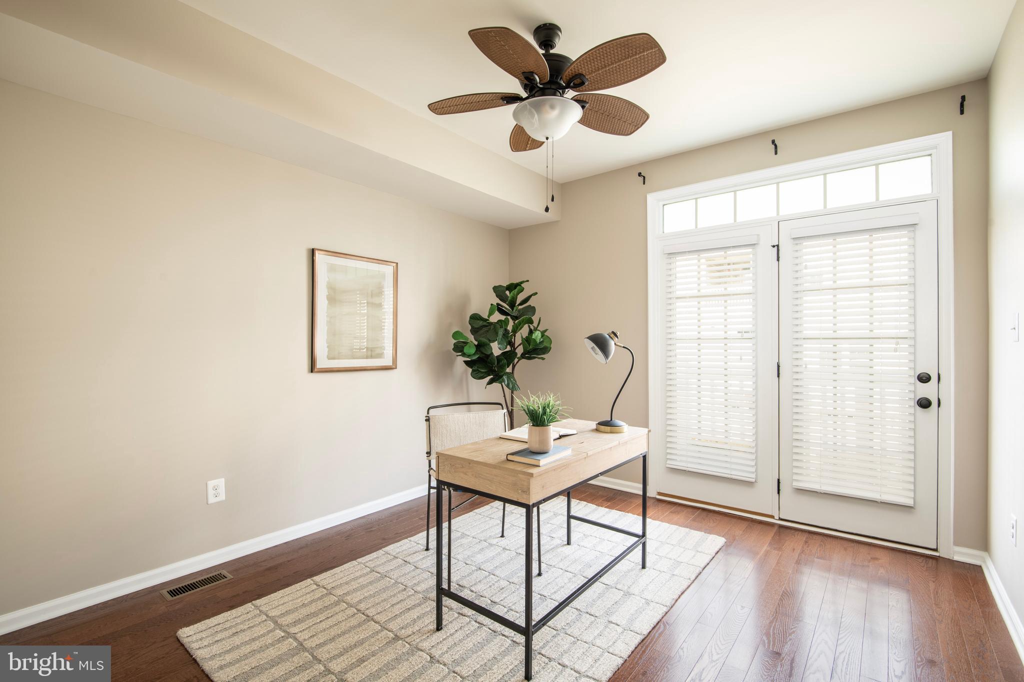 PINEY ORCHARD - Residential