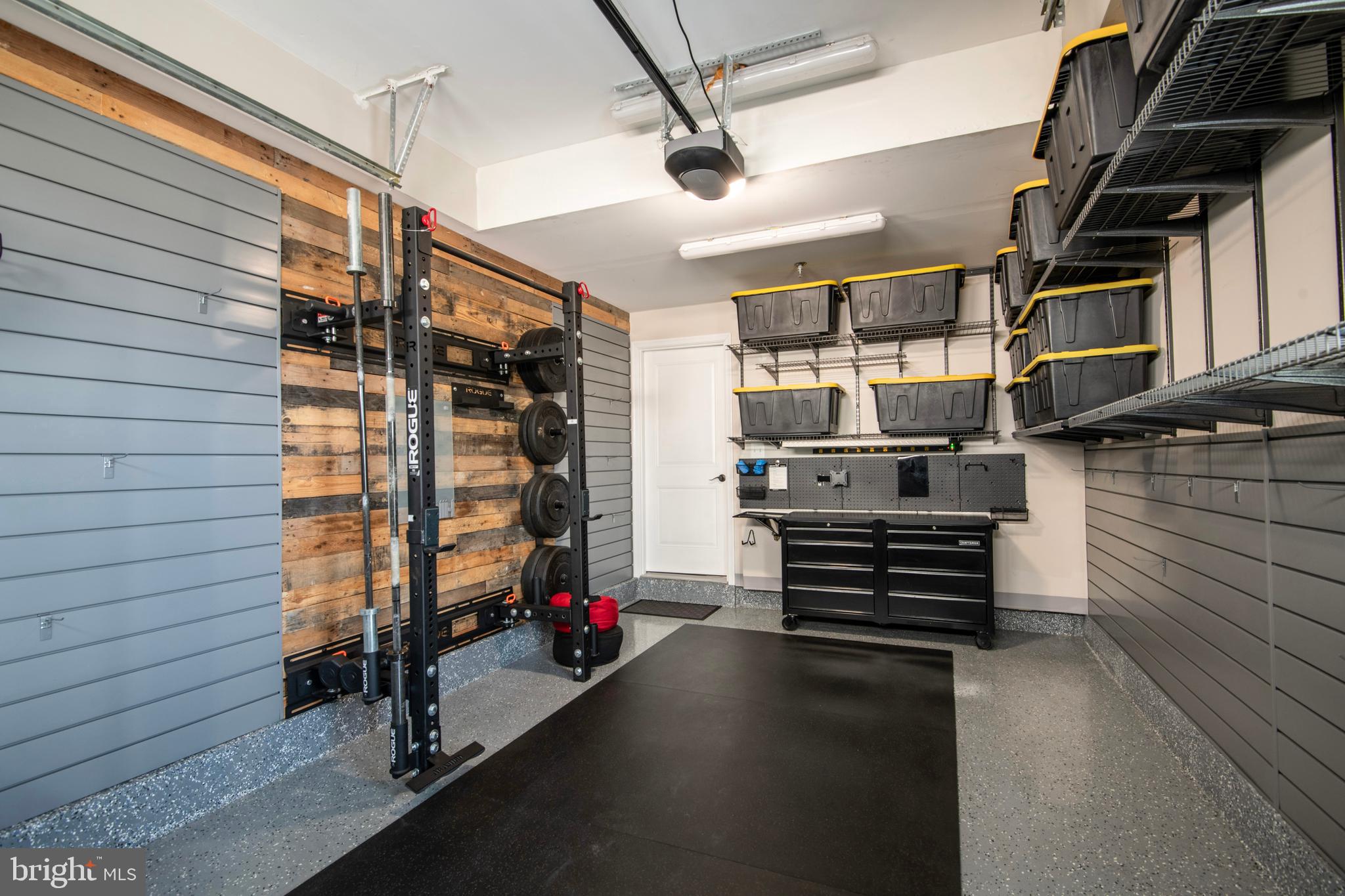 PINEY ORCHARD - Residential